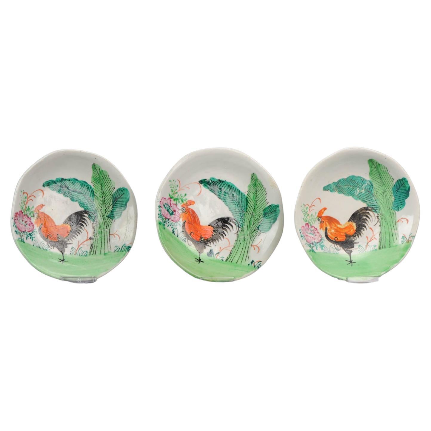 Set of 3 Chinese Porcelain Polychrome Serving Dish Roosters Asia, 1960s &1970s For Sale