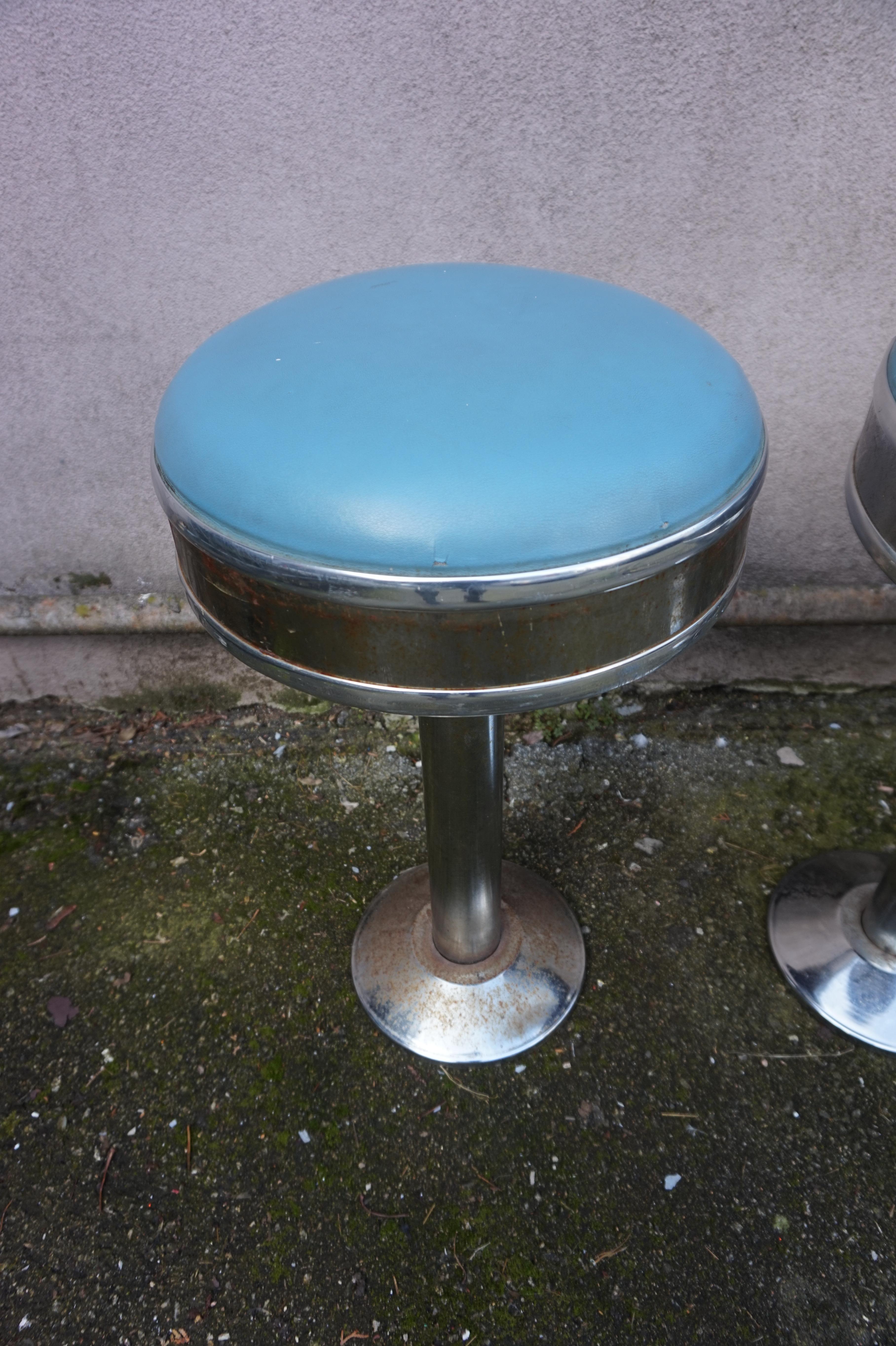 American Set of 3 Chrome Art Deco Counter Barstools with Original Seats & Patina For Sale