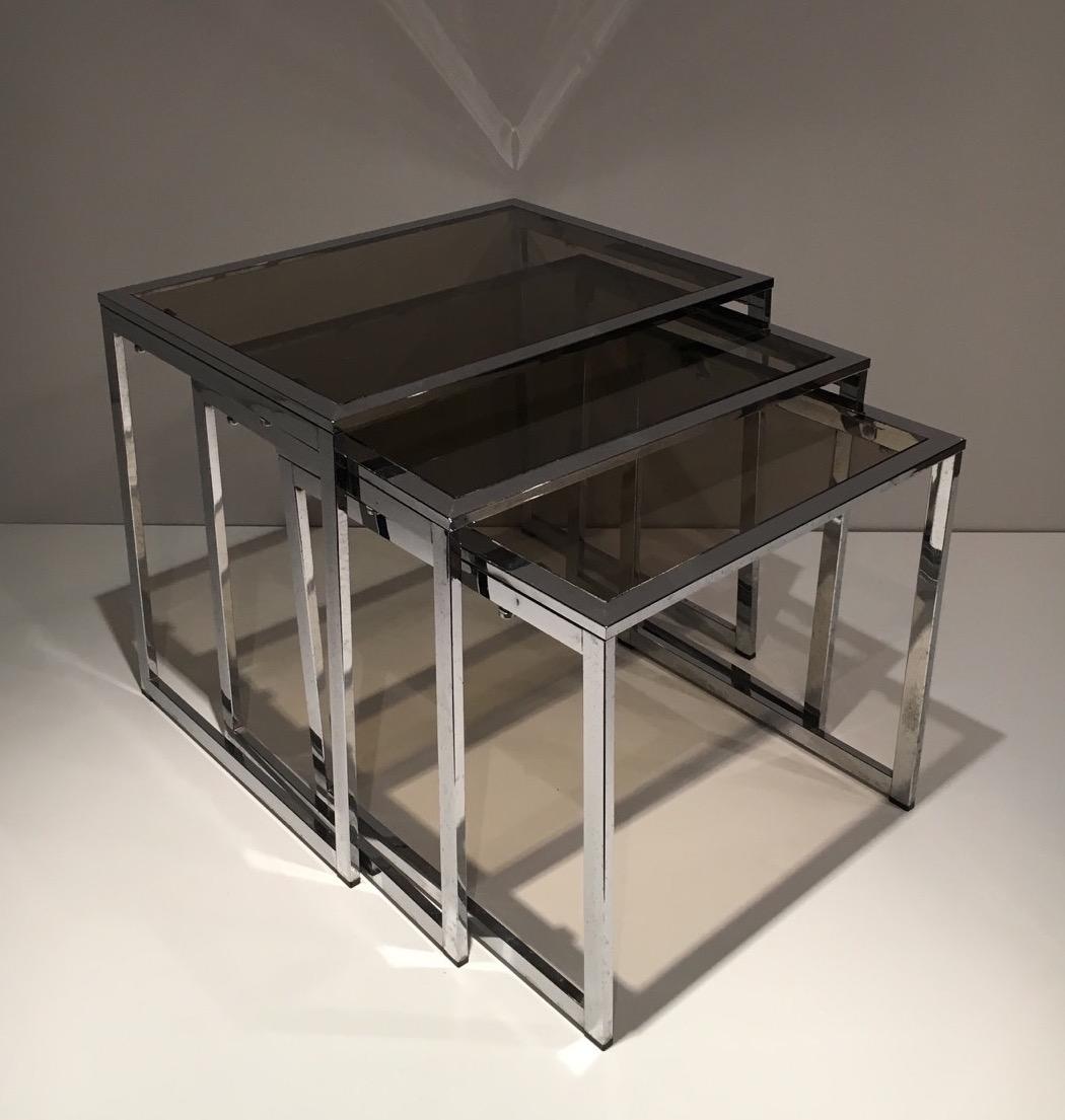 Set of 3 Chromed Nesting Tables with Smoked Glass Shelves, French Work, Circa 19 For Sale 6