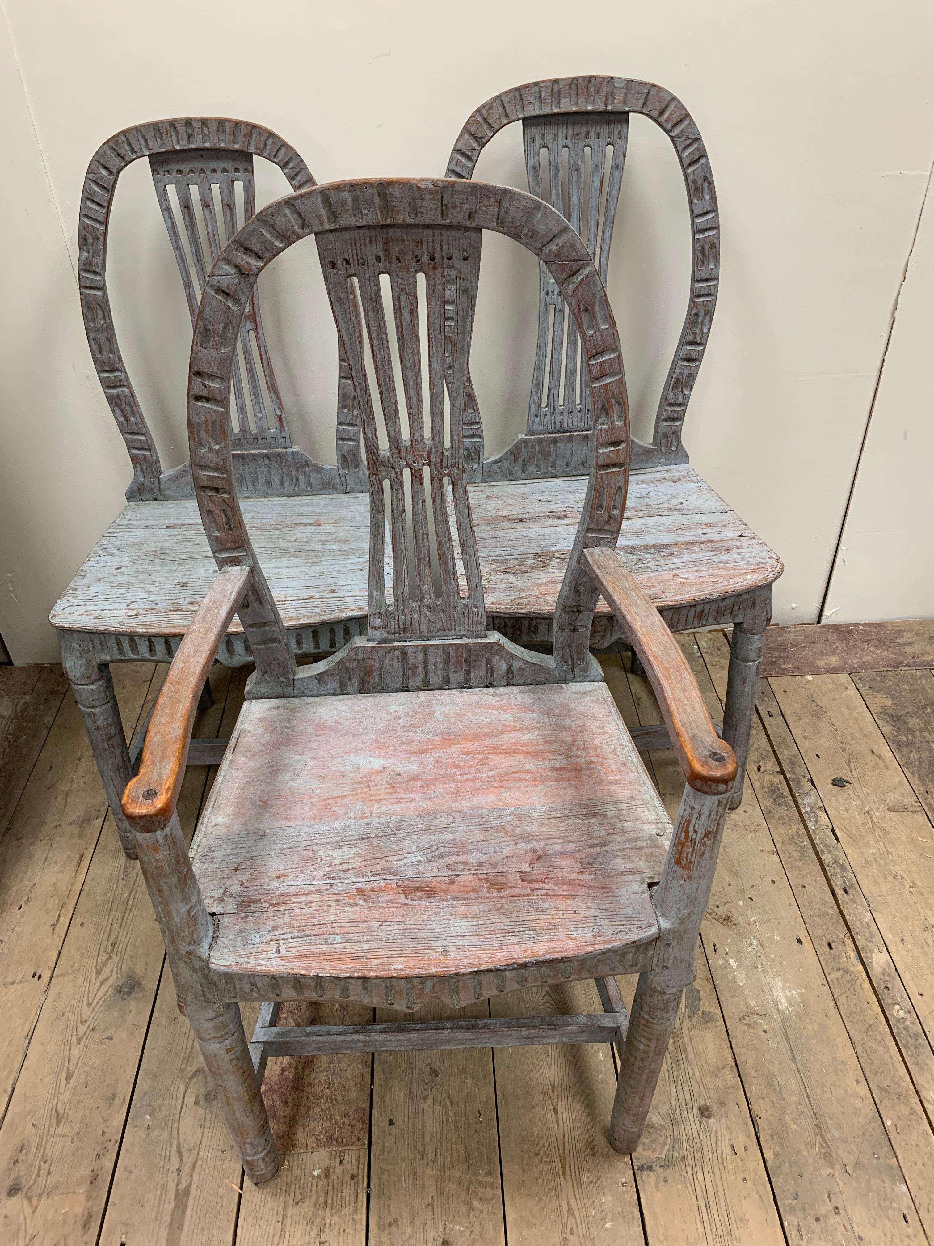 Set of 3 Circa 19th Century Carved Painted Swedish Country House Folk Chairs  In Good Condition In London, GB