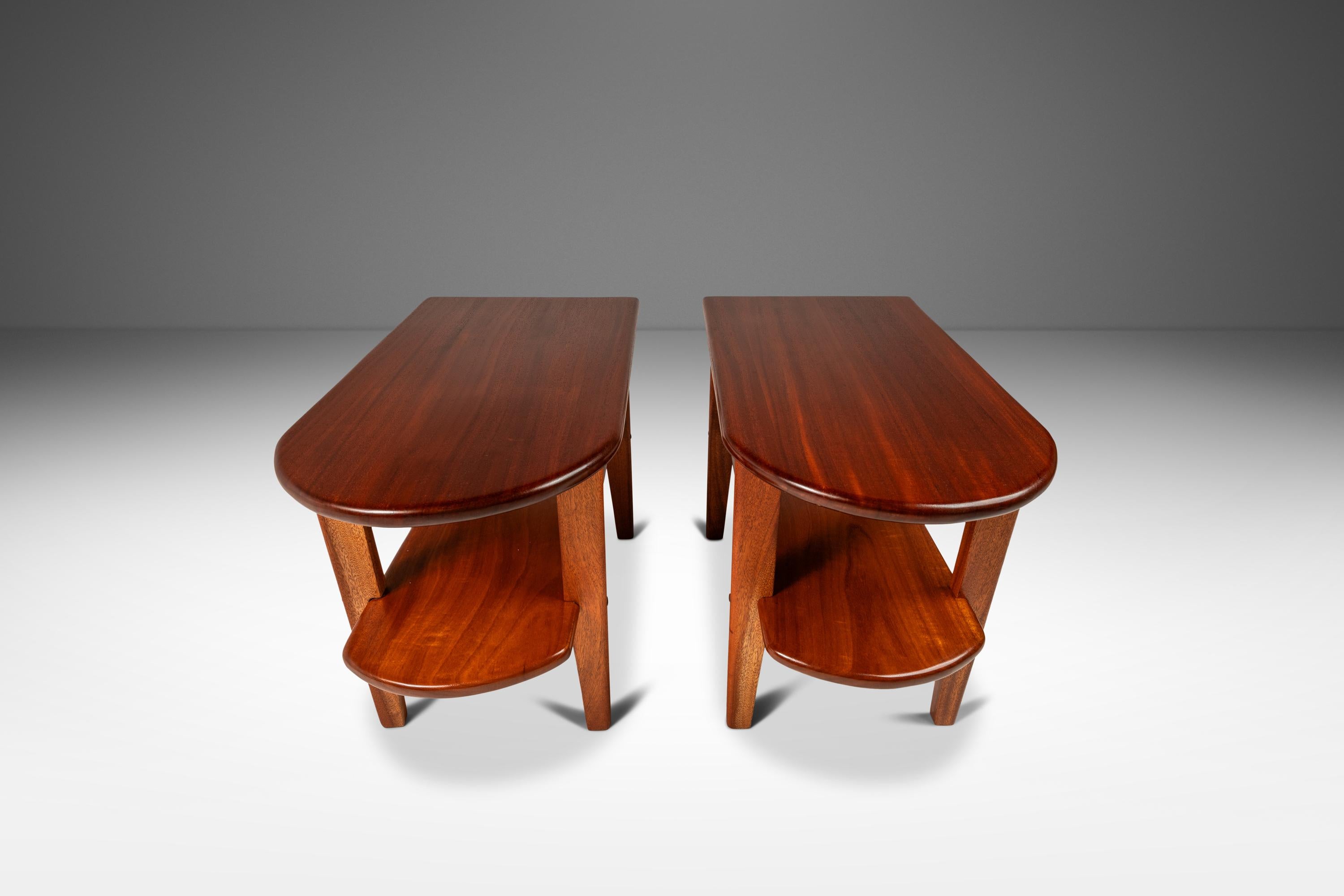Set aus 3 Couchtischen und Beistelltischen aus massivem Mahagoni, Sonderanfertigung, USA, ca. 1940er Jahre im Angebot 9