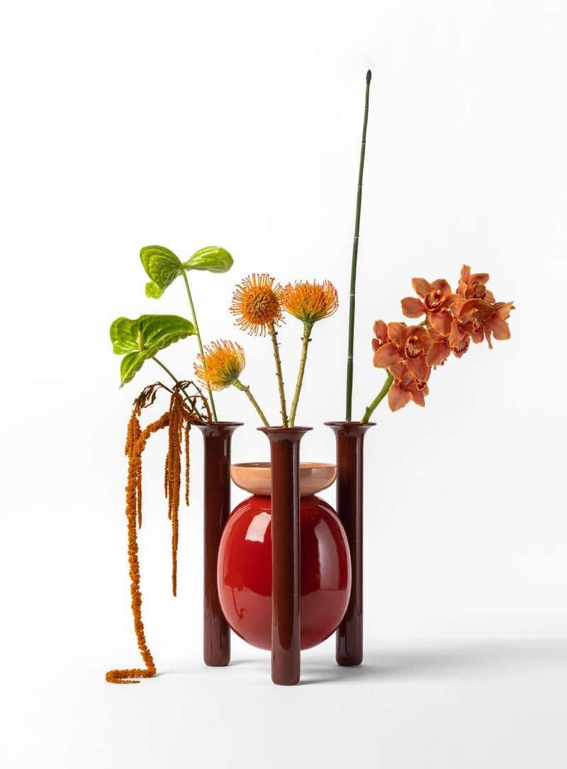 Set of 3 Contemporary Decor Glazed Ceramic Explorer Vase Collection For Sale 4