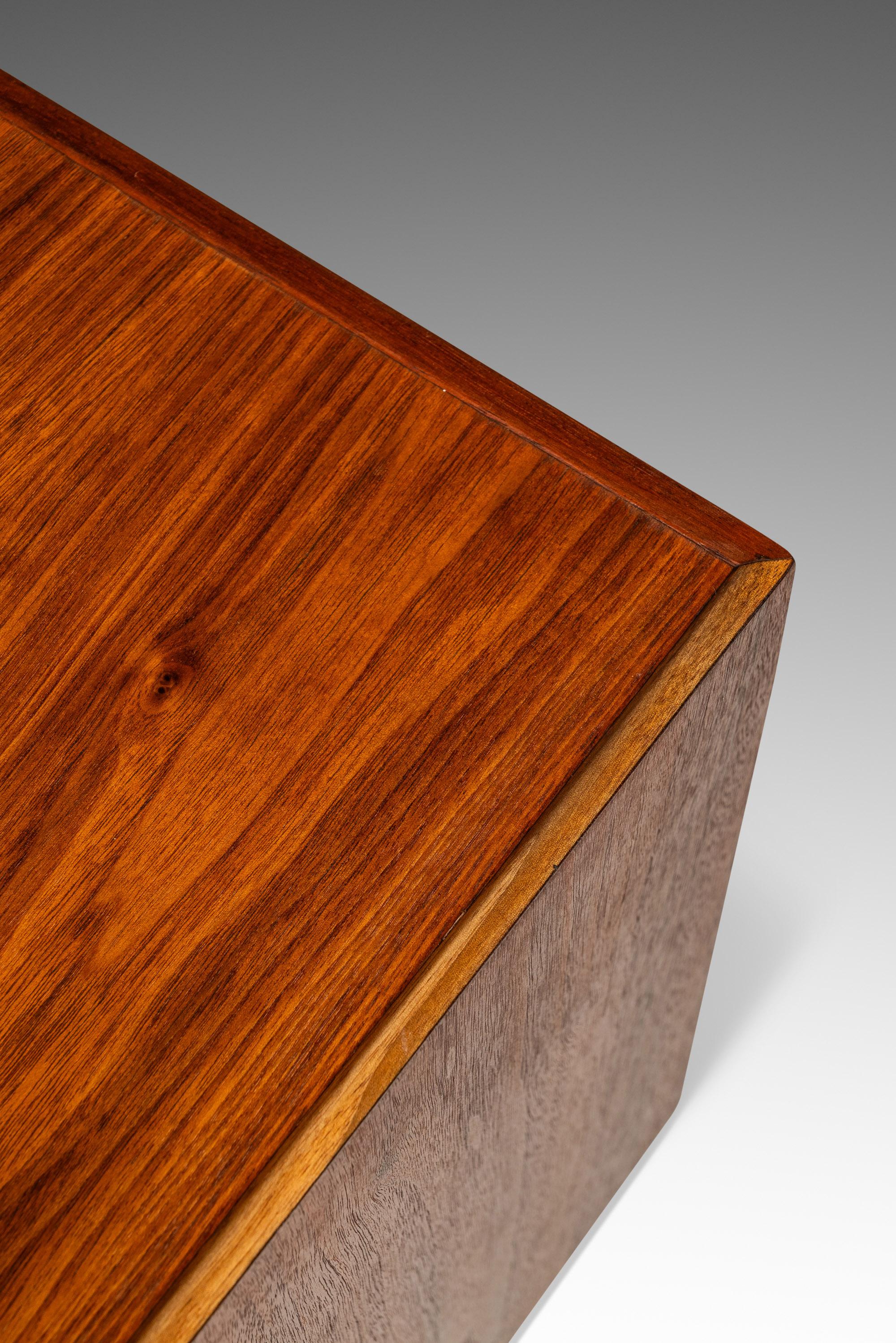 Set of 3 Cube End Tables / Pedestals by Jack Cartwright for Founder, USA, 1960s 5