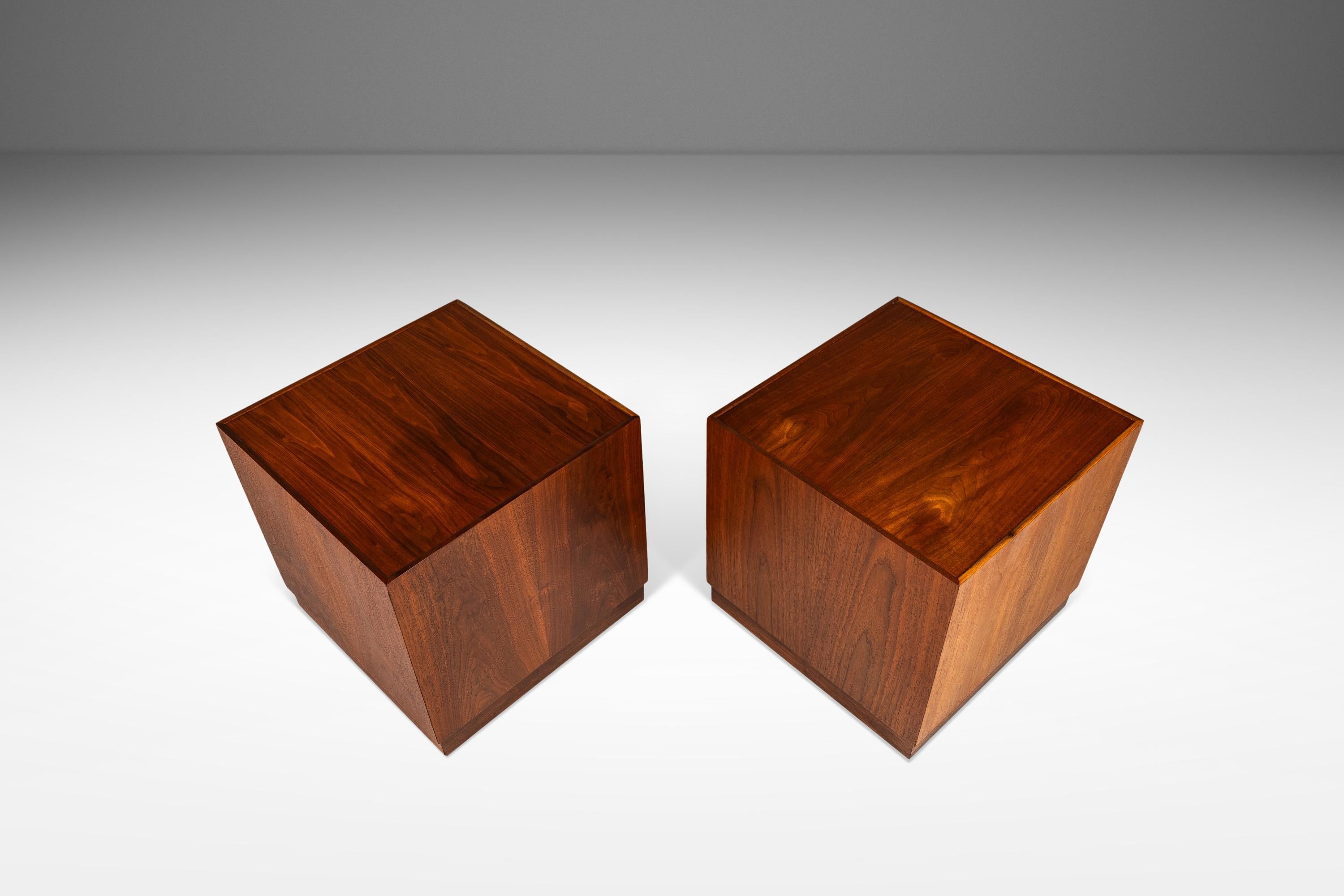 American Set of 3 Cube End Tables / Pedestals by Jack Cartwright for Founder, USA, 1960s