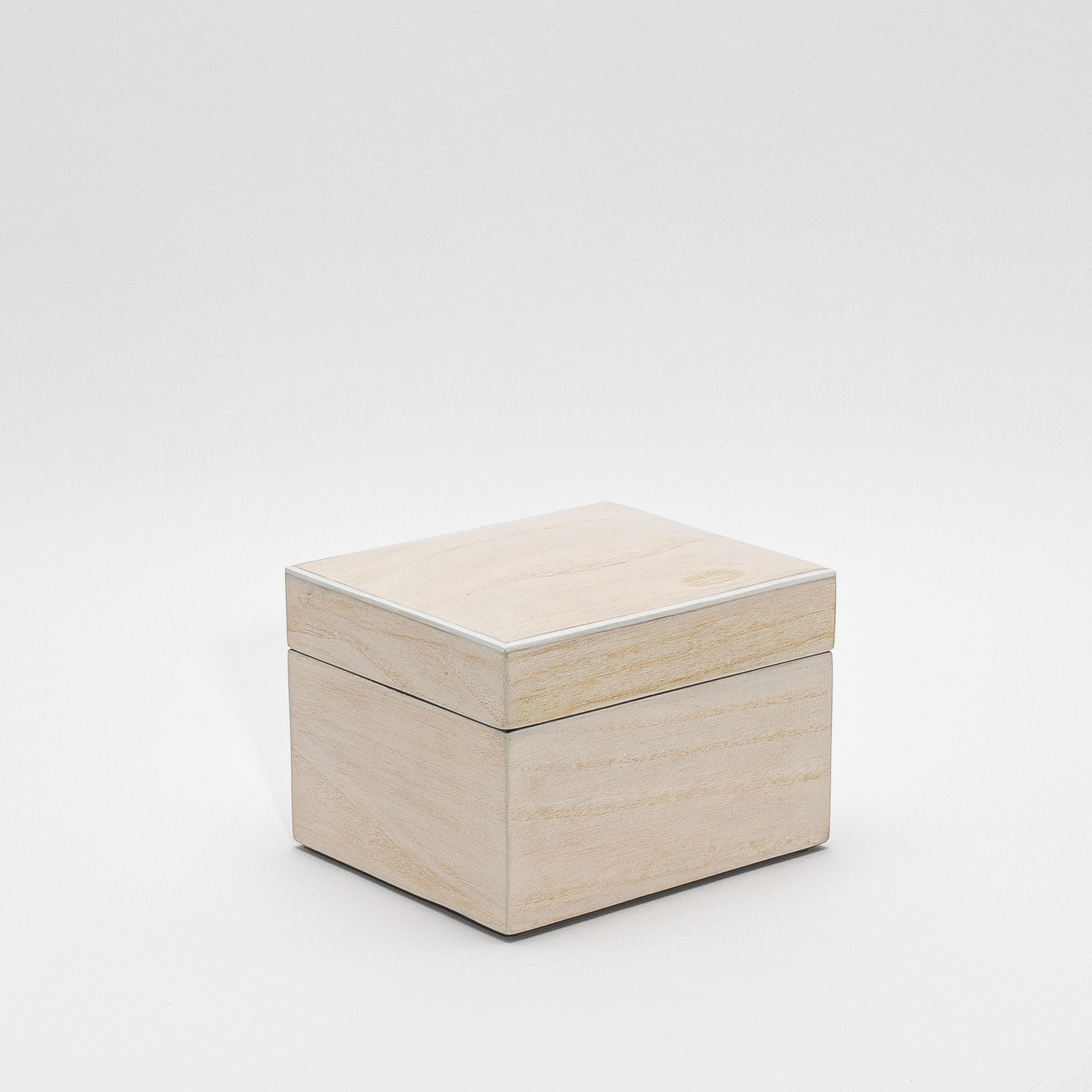Filippino Set di 3 scatole con piano curvo in Oak Oak bianco di R&Y Augousti in vendita