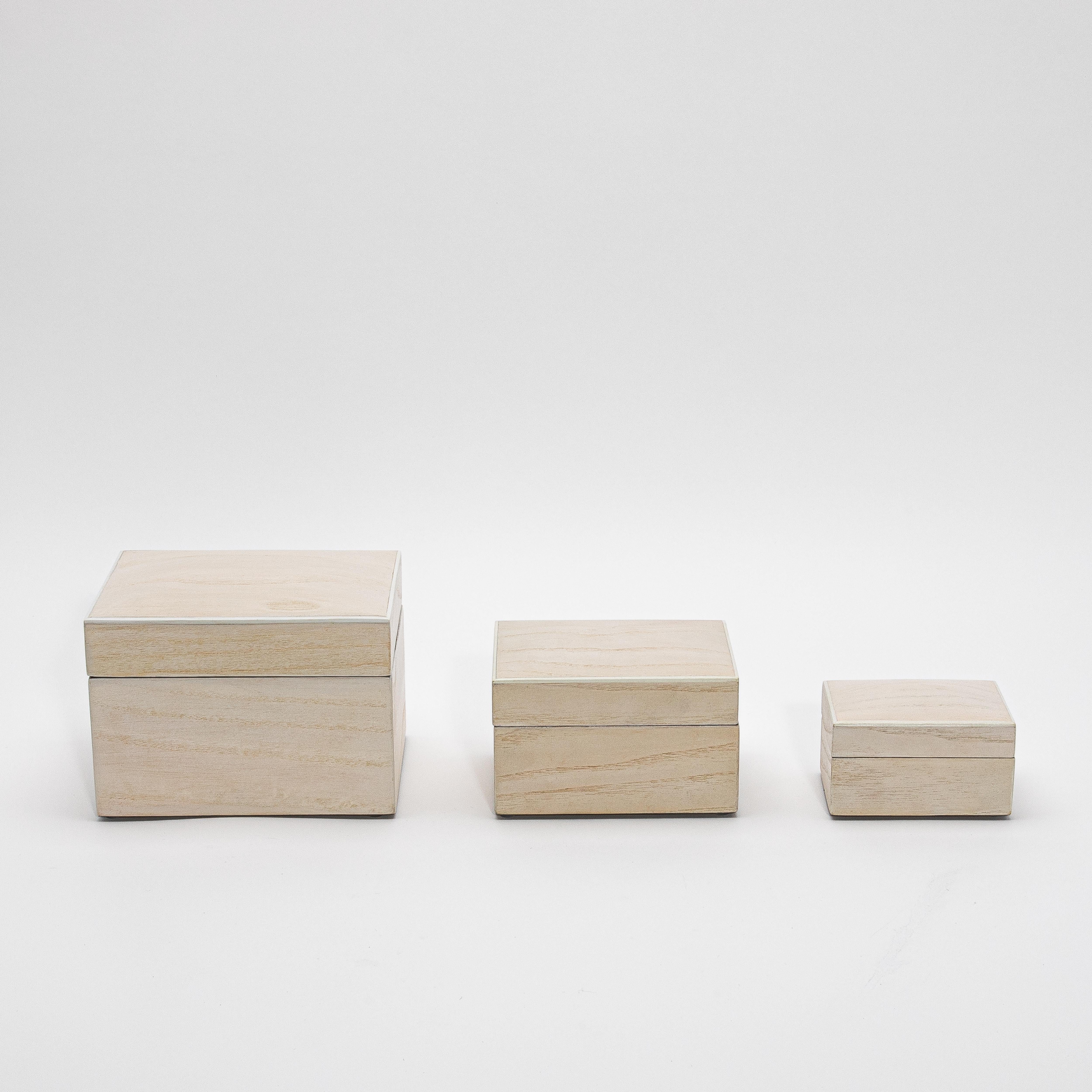 Set di 3 scatole con piano curvo in Oak Oak bianco di R&Y Augousti In condizioni Nuovo in vendita a West Hollywood, CA