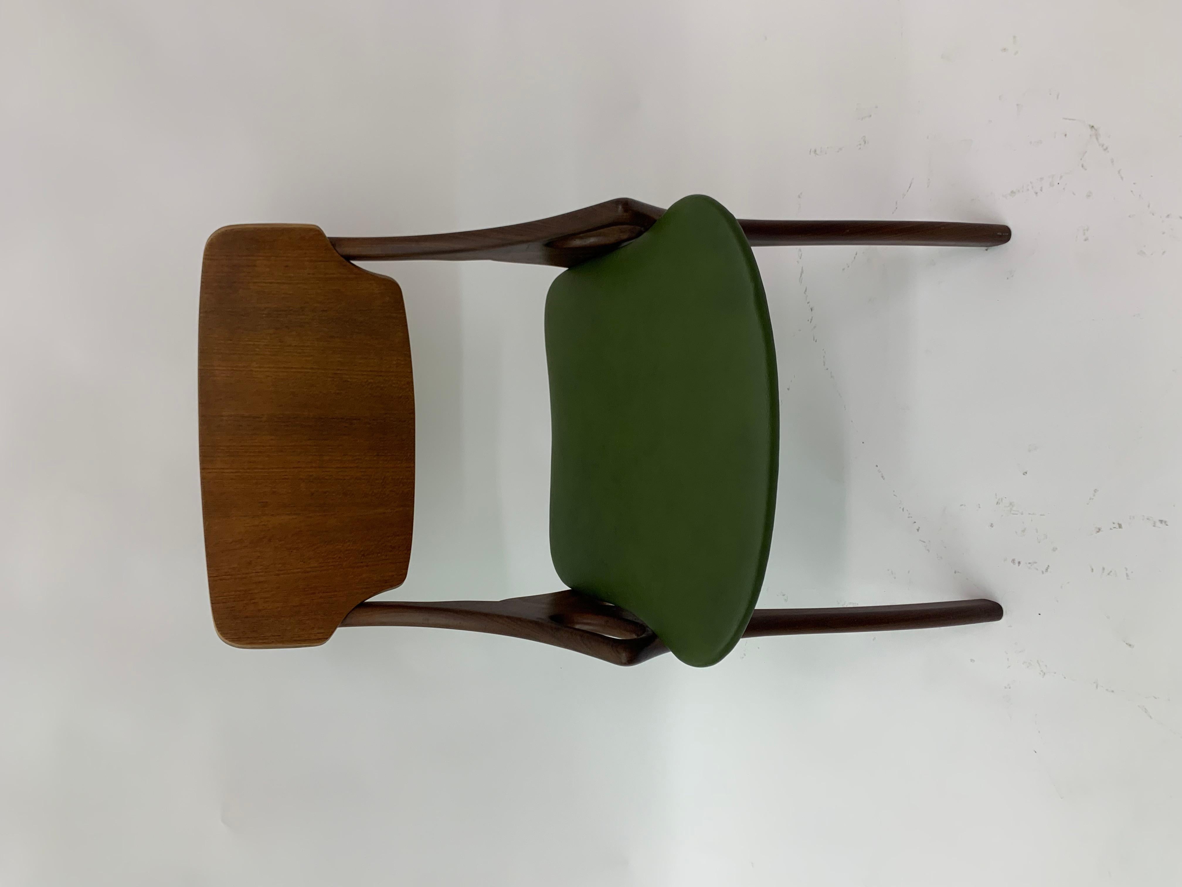 Set of 3 Danish Arne Hovmand Olsen Dining Chairs, 1950s For Sale 9