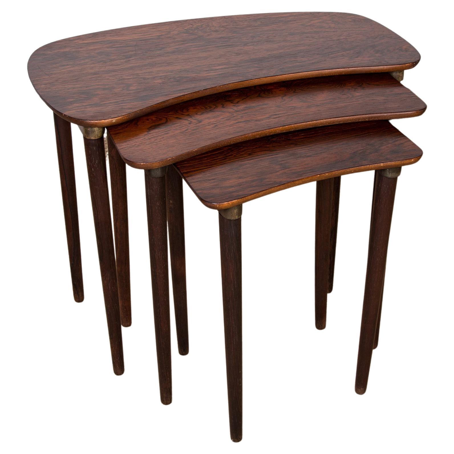 Set of 3 Danish "Bean" Nesting Tables in Rosewood, 1960 For Sale