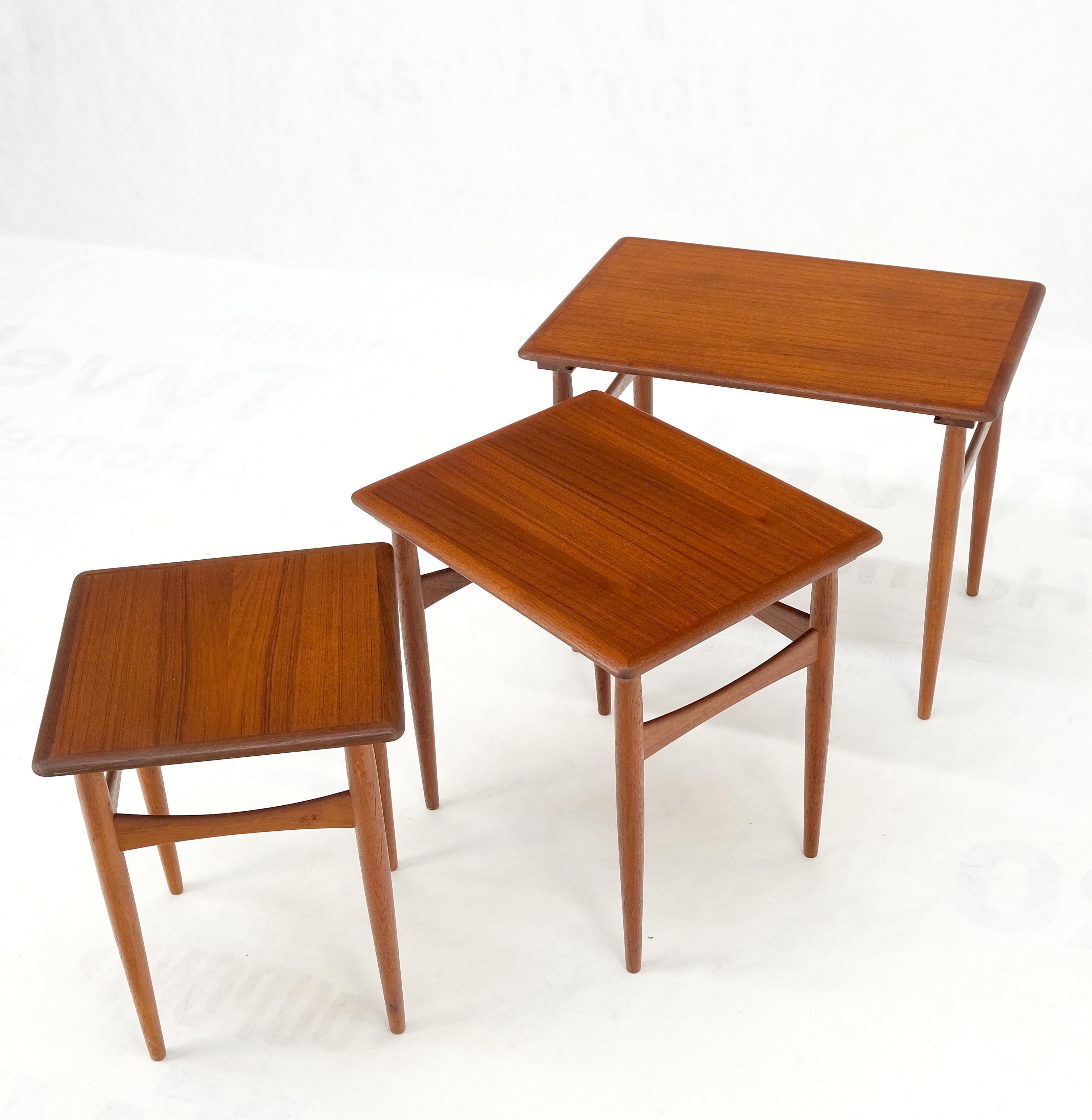 Set of 3 Danish Mid-Century Modern Teak Nesting Side Occasional Tables Mint! For Sale 5