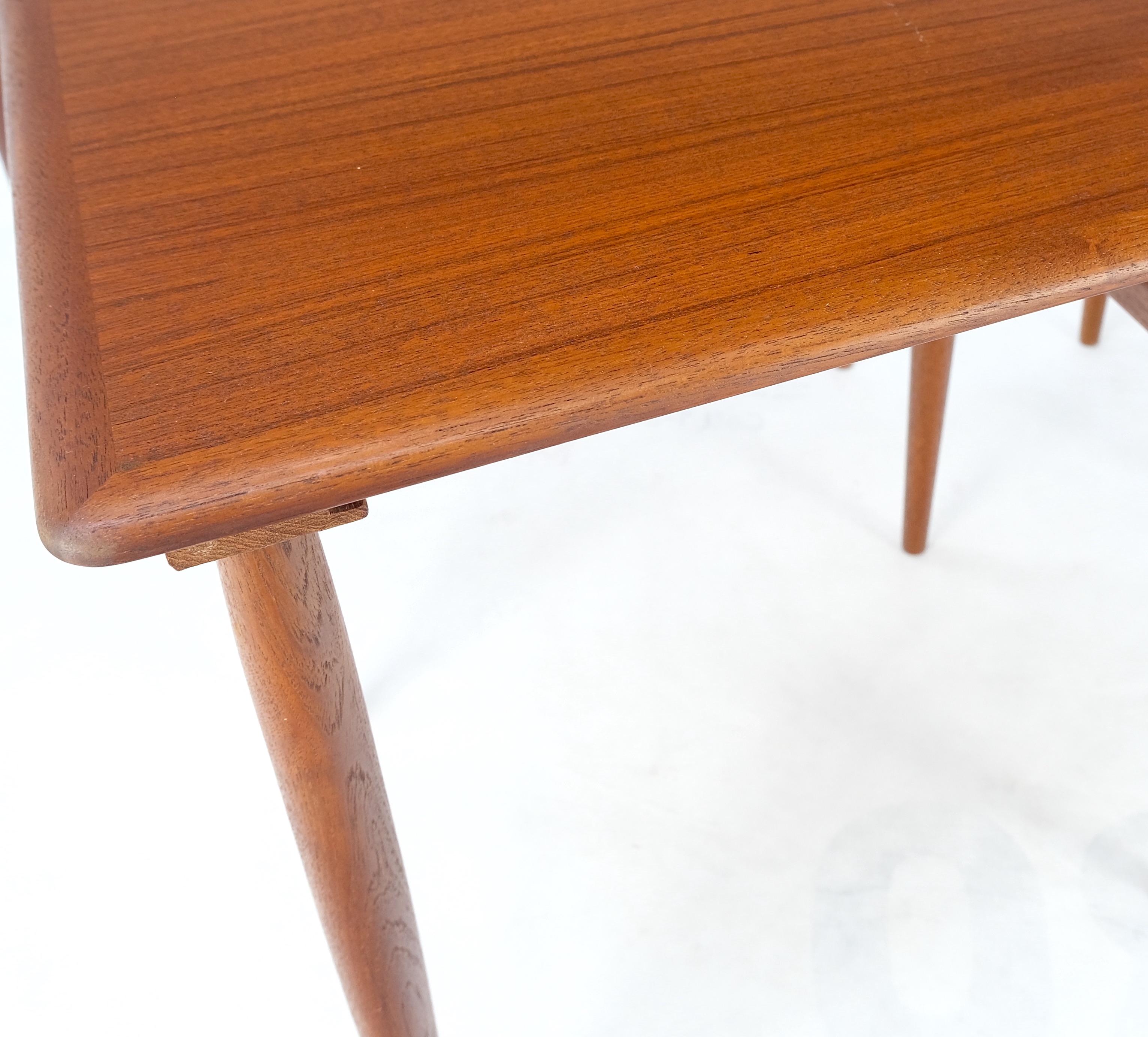 Satz von 3 dänischen Mid-Century Modern Teak Verschachtelung Seite Beistelltische neuwertig!