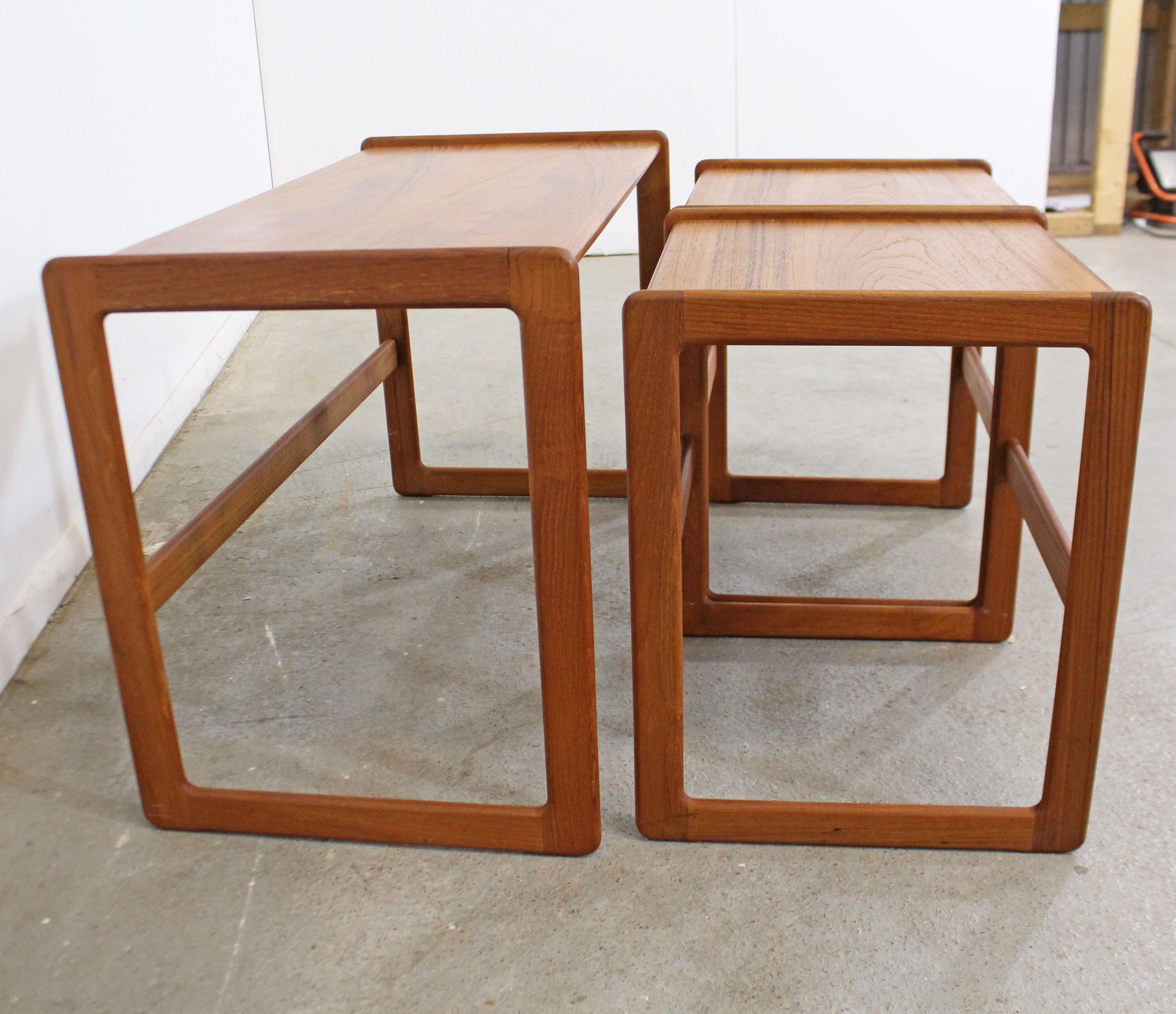 Scandinavian Modern Set of 3 Danish Modern Arne Hovmand-Olsen for Mogens Kold Teak Nesting Tables For Sale