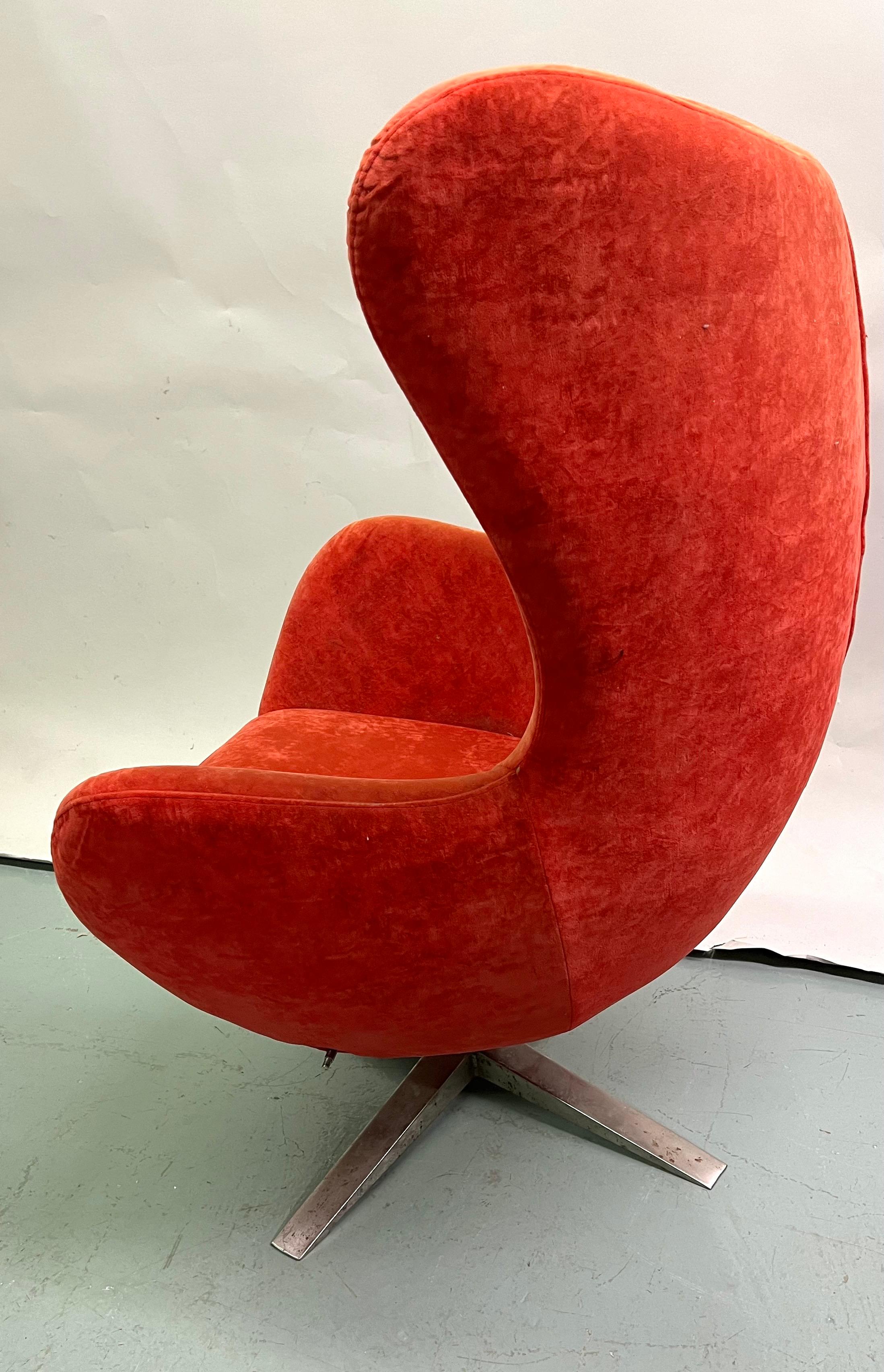 Mid-Century Modern Lot de 3 chaises longues Danish Organic Modern Egg attr. Arne Jacobsen, 2 cuir  en vente