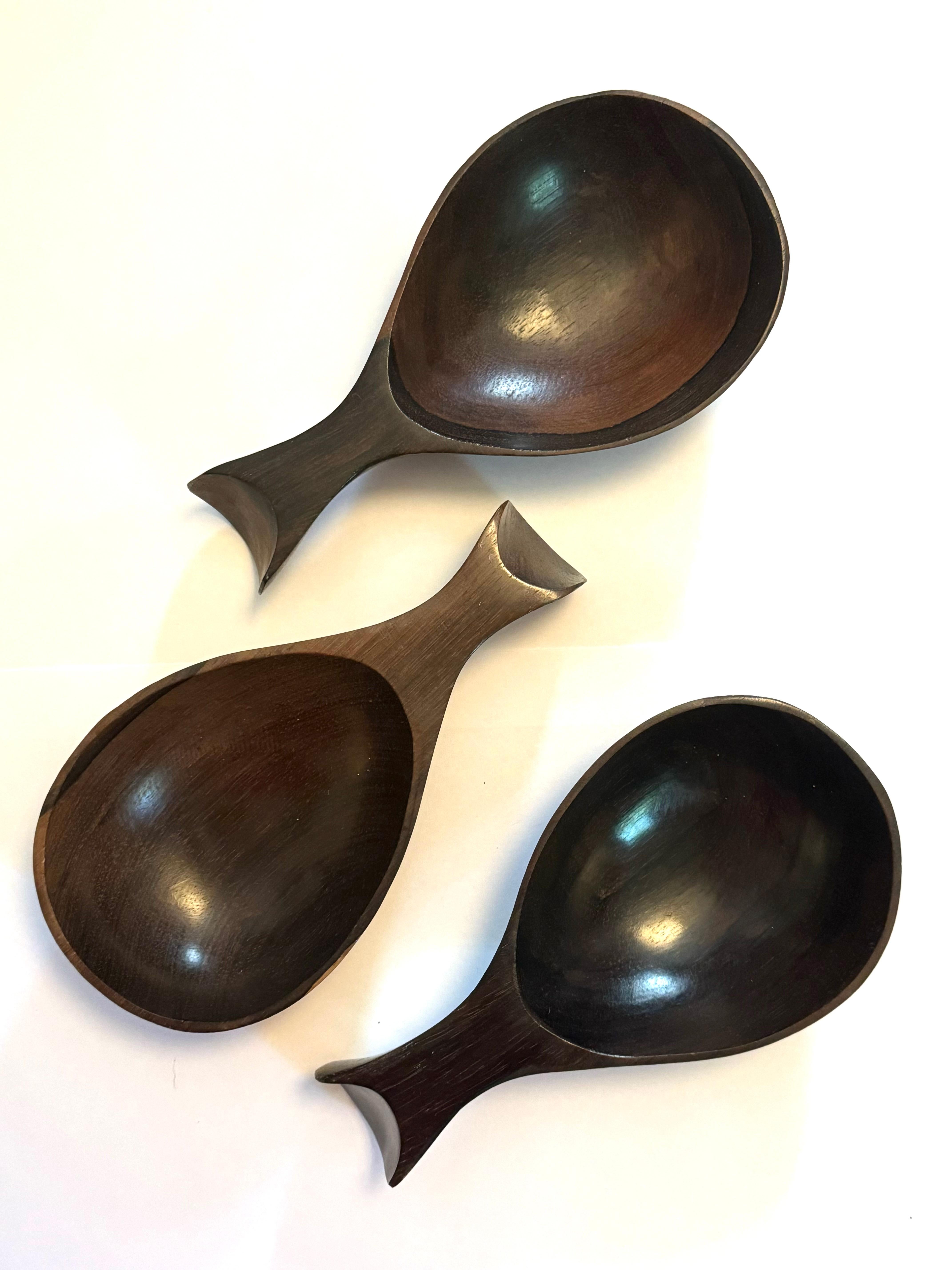 Mid-20th Century Set of 3 Decorative Bowls in Brazilian Hardwood, Unknown, 1960s For Sale