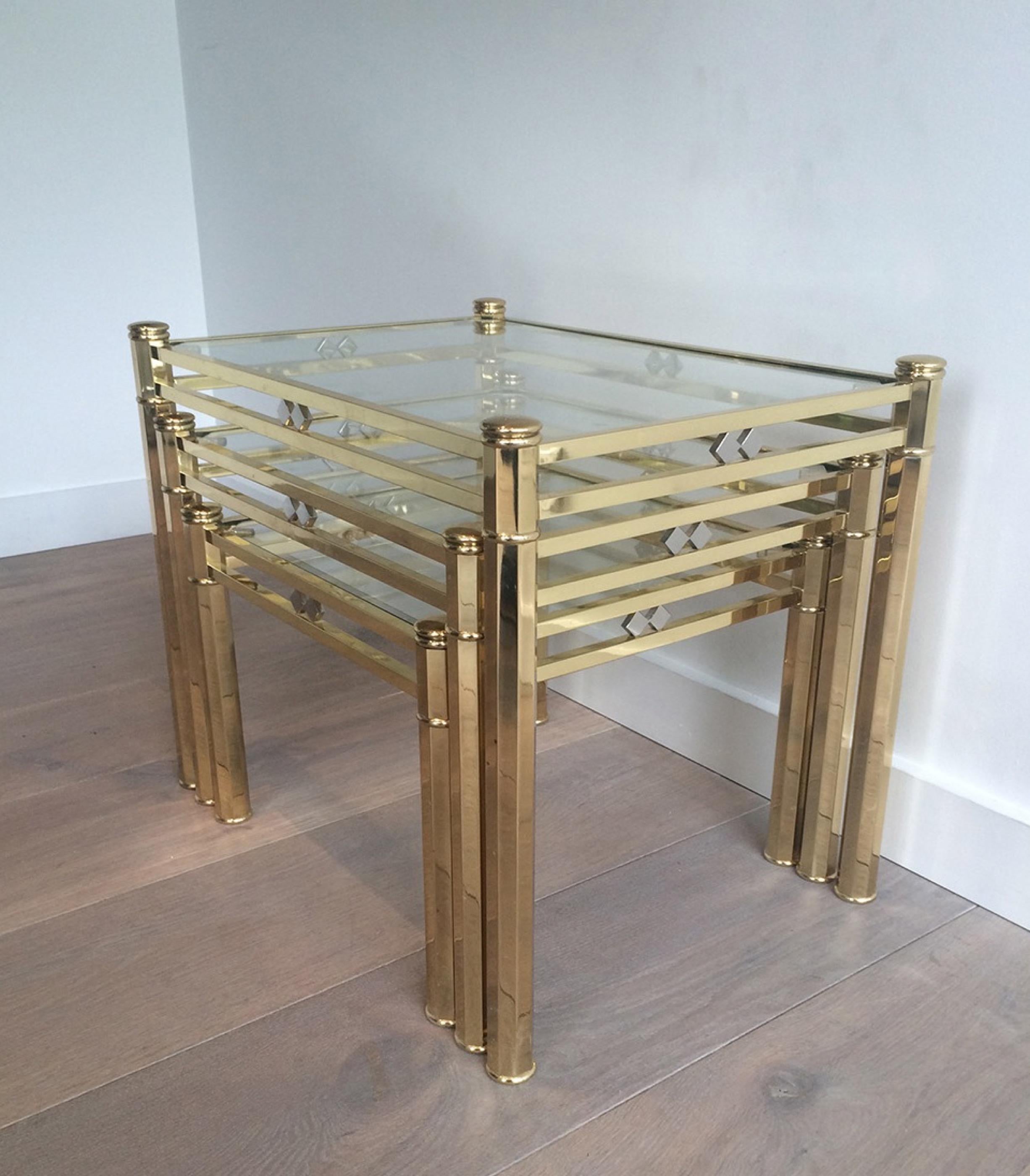 Set of 3 Decorative Brass Nesting Tables, circa 1970 For Sale 7