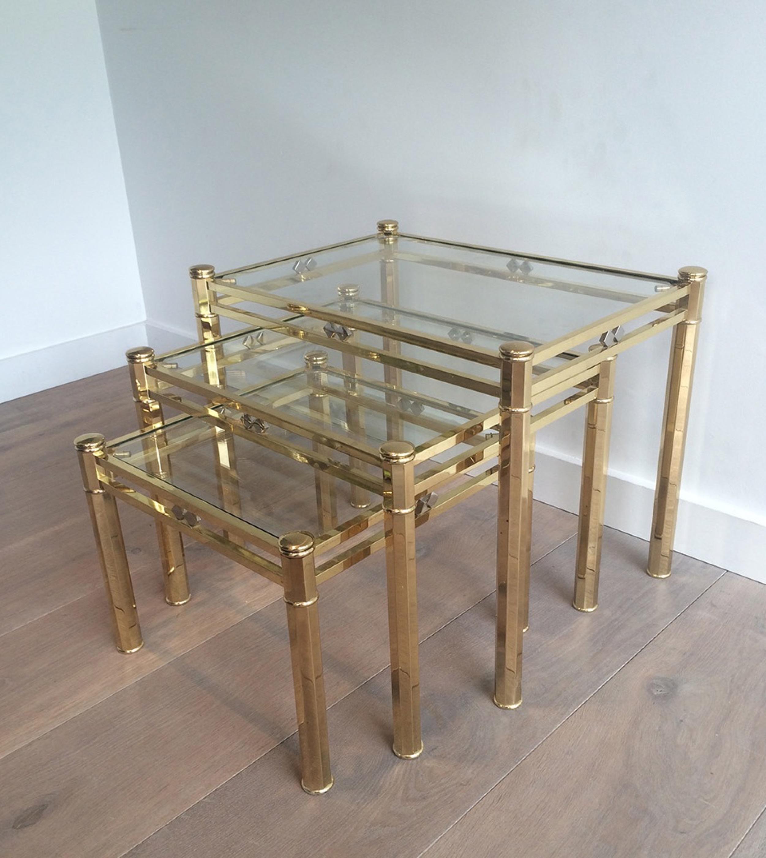 French Set of 3 Decorative Brass Nesting Tables, circa 1970 For Sale