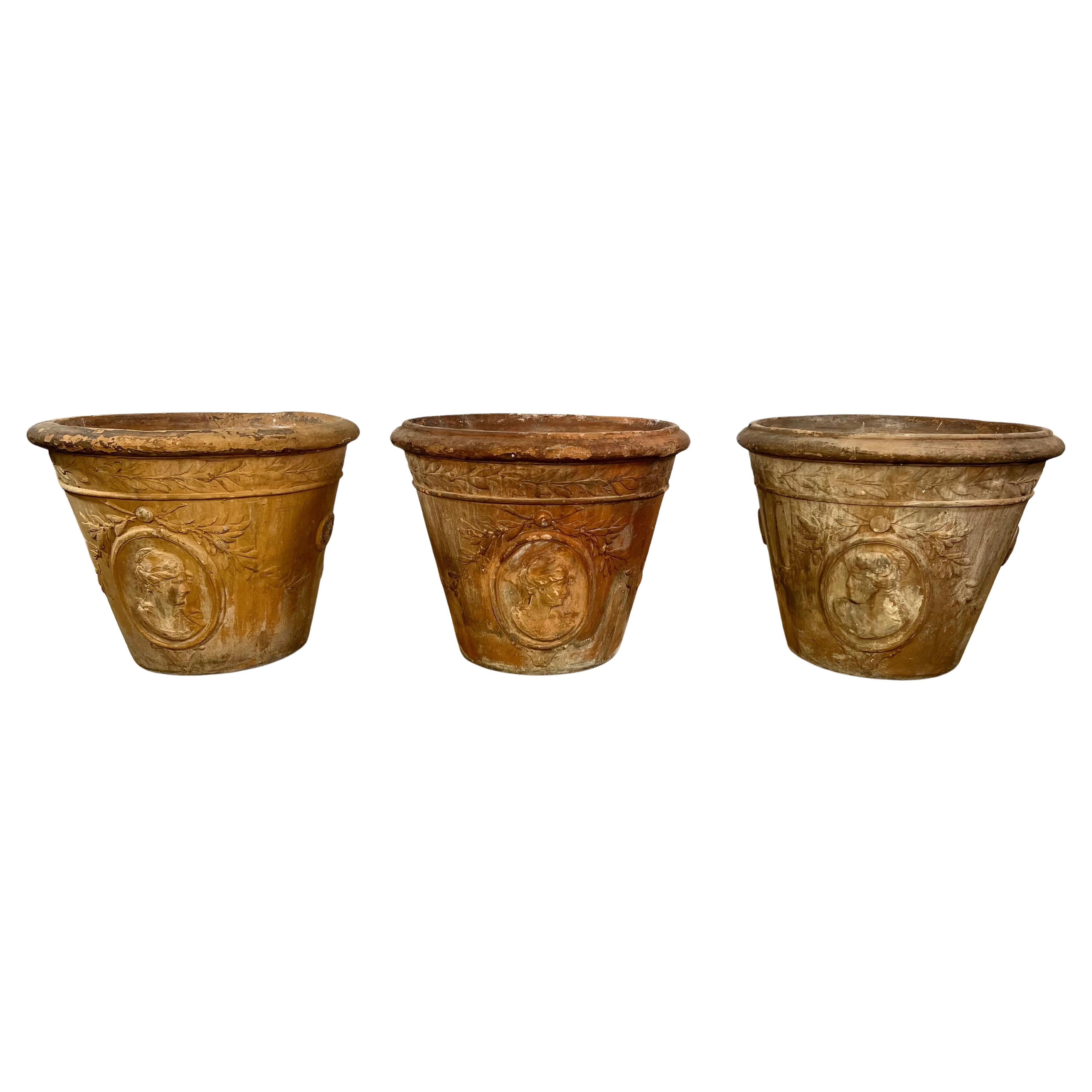 Set of 3 Decorative Urns, Early 20th Century – 18th-Century inspired For Sale