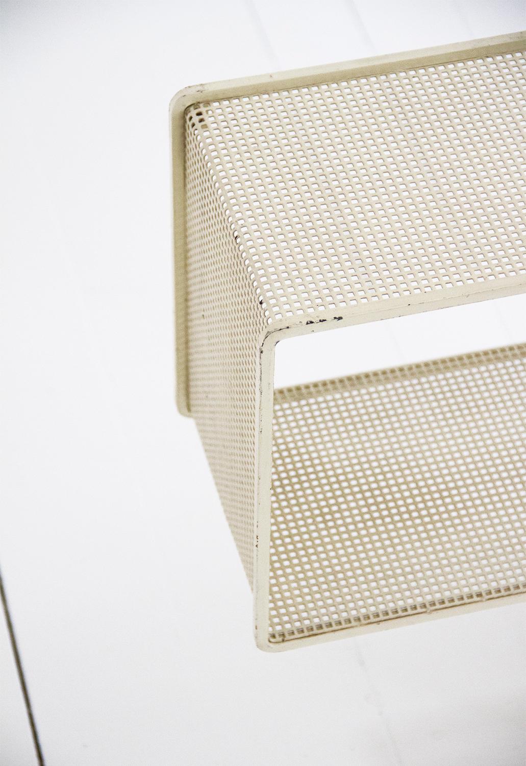 Set of 3 ‘Dedal’ Wall Shelves by Mathieu Matégot, Perforated Steel French, 1950s In Excellent Condition For Sale In Barcelona, ES