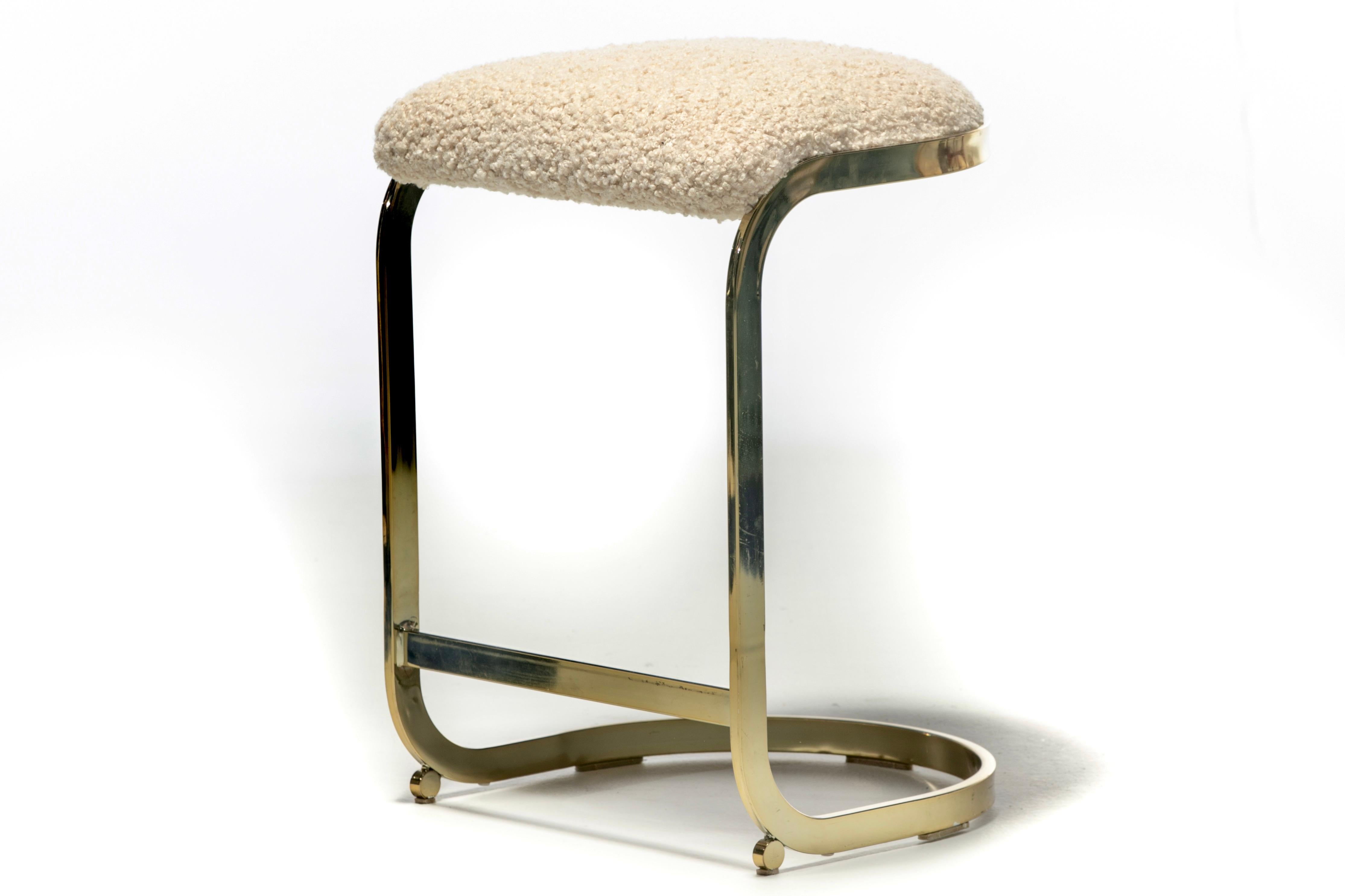Late 20th Century Set of 3 Design Institute of America Brass Stools in Ivory White Bouclé, c. 1980 For Sale