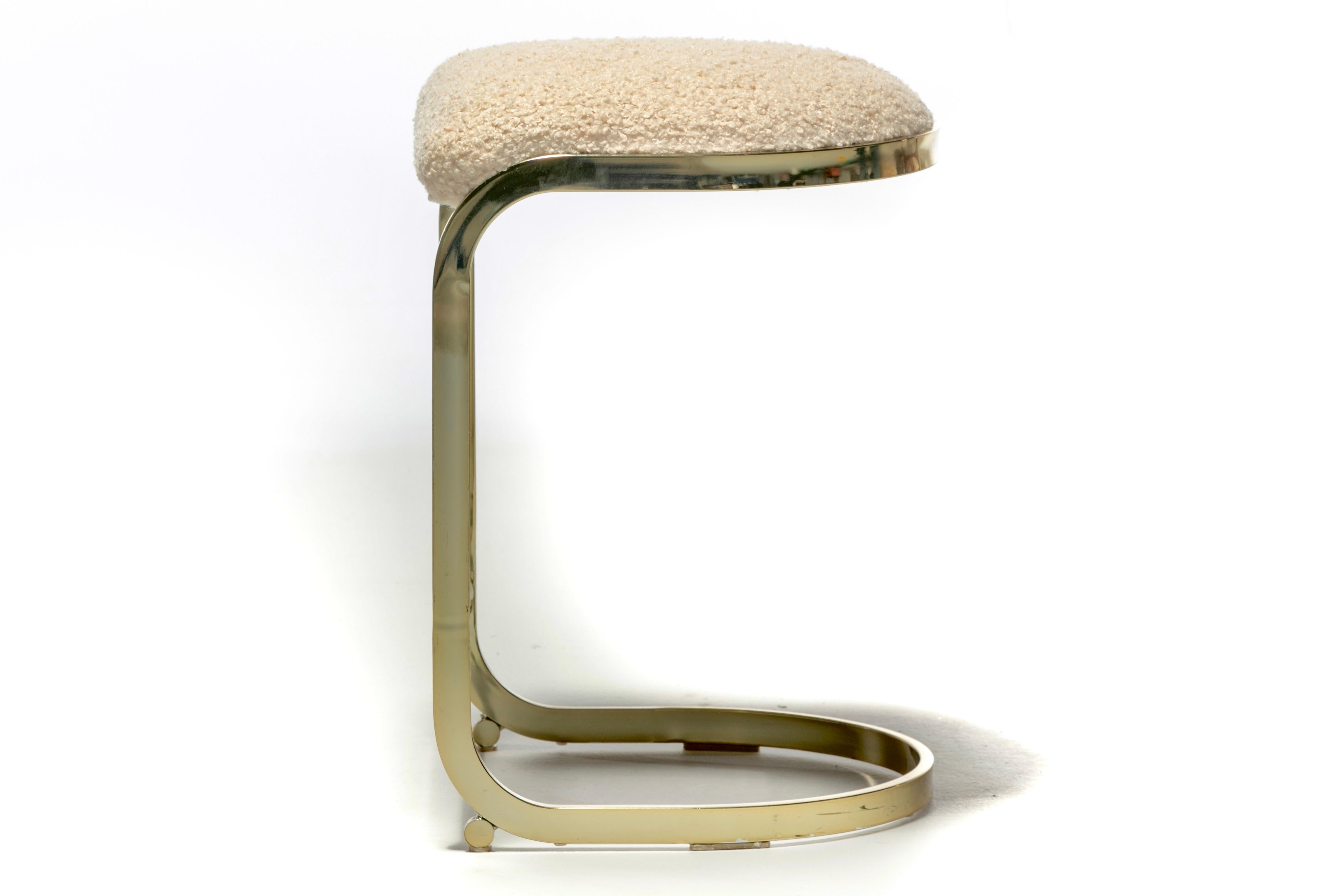 Set of 3 Design Institute of America Brass Stools in Ivory White Bouclé, c. 1980 For Sale 1