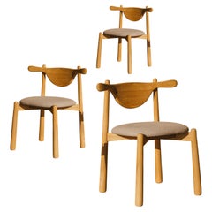 Set Of 3 Dining Chairs Aratu. Solid wood, upholstered seat.