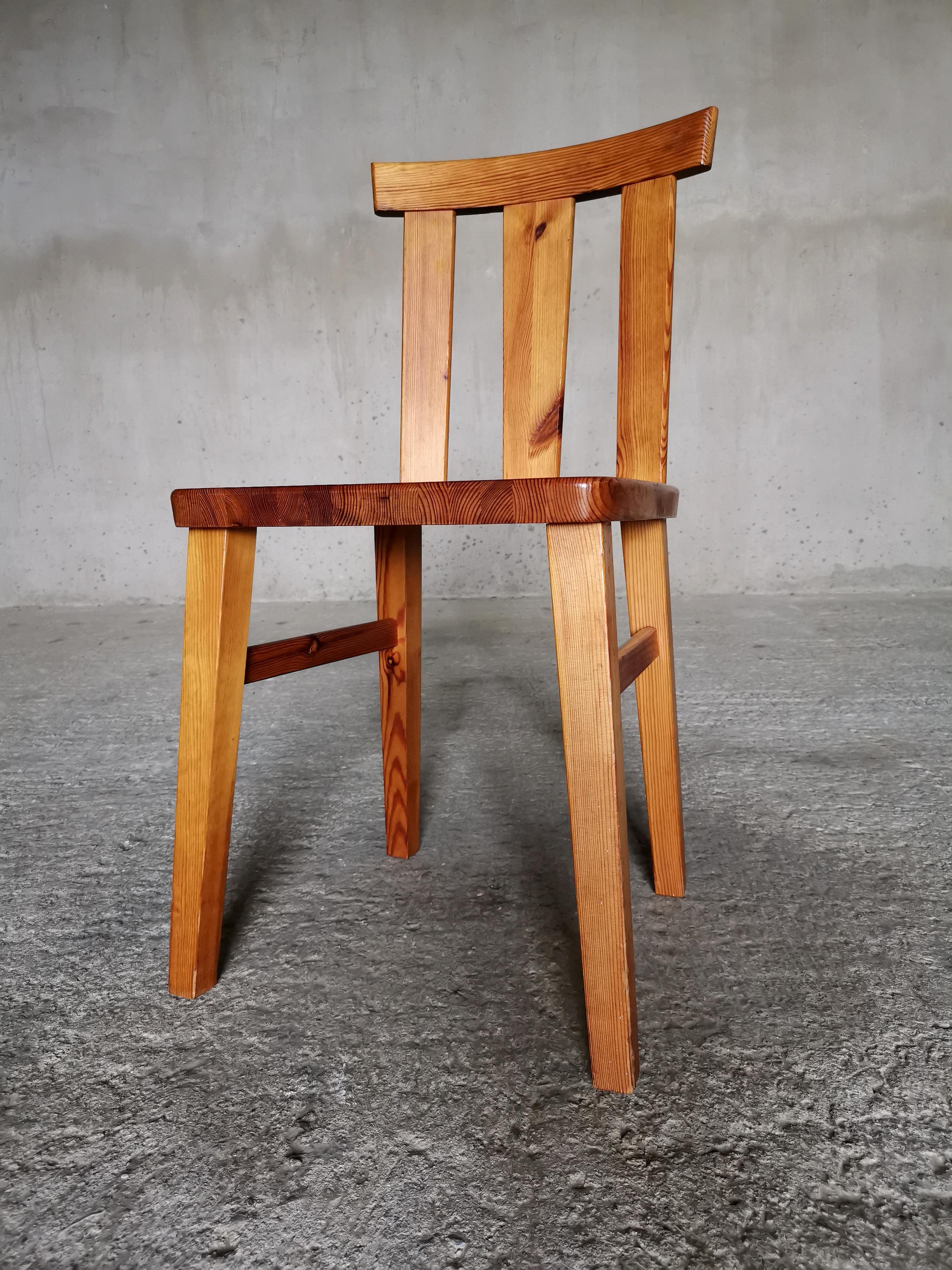 Set of 3 dining chairs in solid pine, style of Axel Einar Hjorth, Sweden 1930s For Sale 1