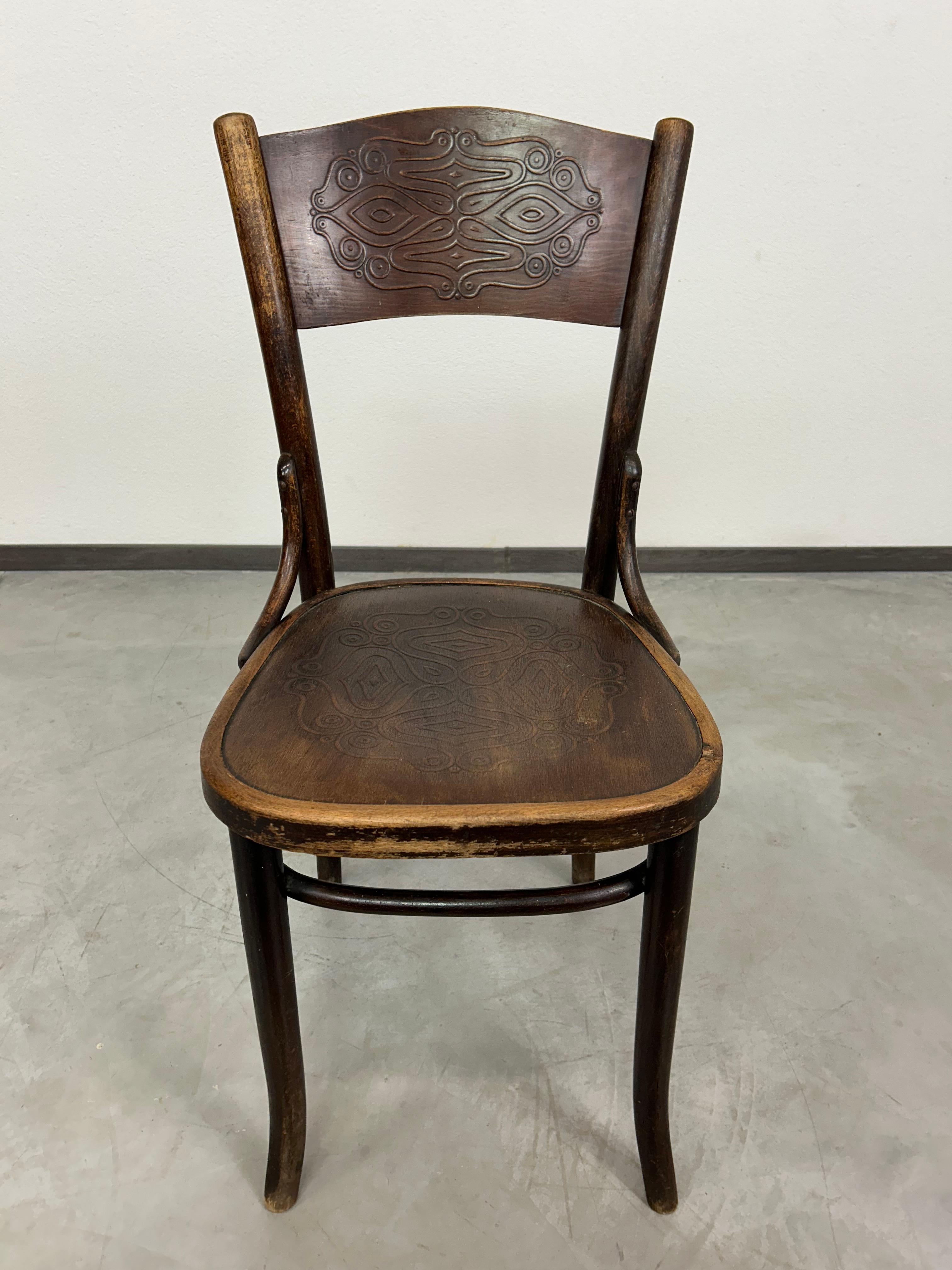 Art nouveau Ensemble de 3 chaises de salle à manger par J&J Kohn en vente