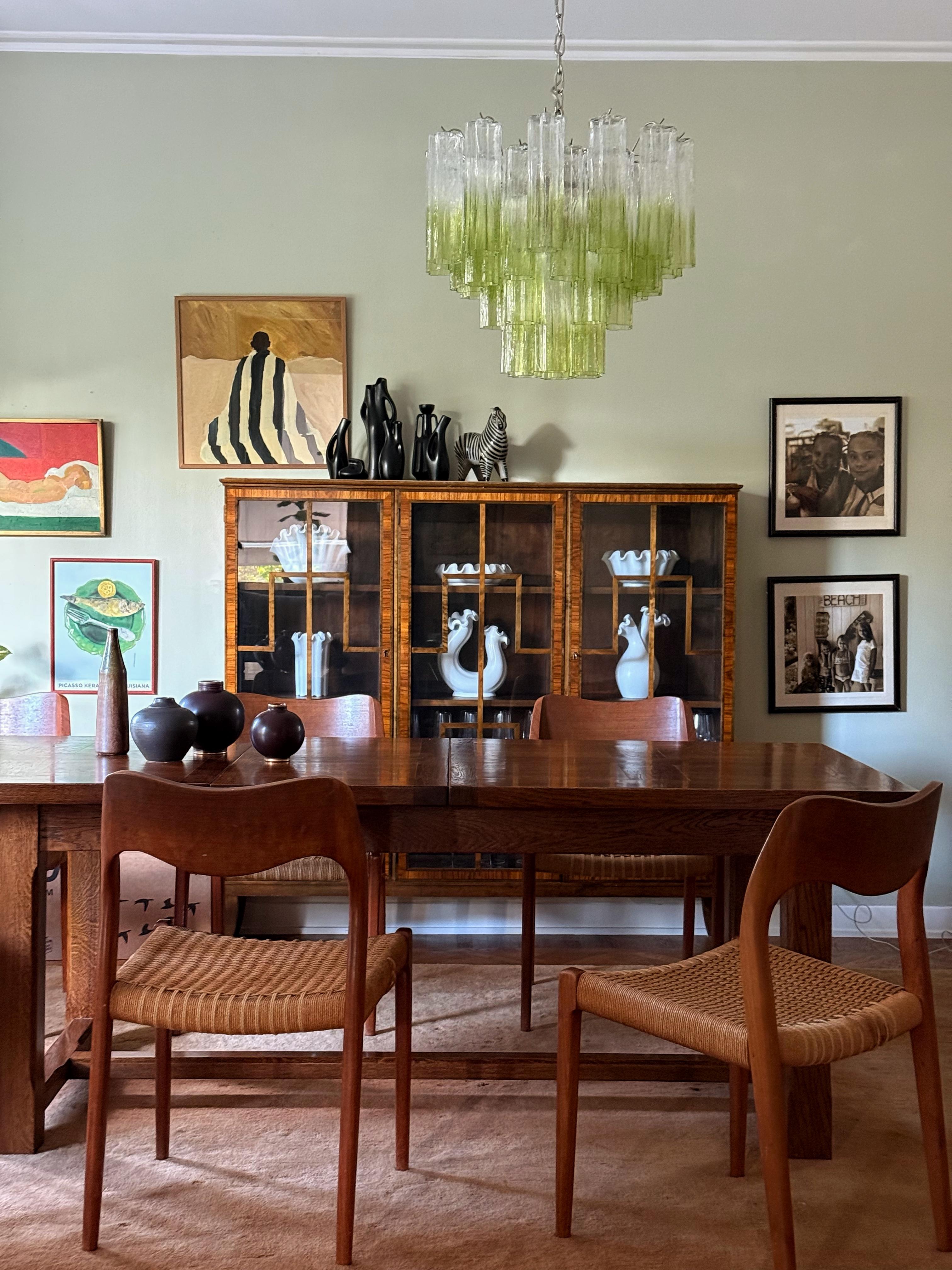 Italiano Set of 3 Eclectic Bold Colorful Green Ombre Murano Chandeliers in vendita