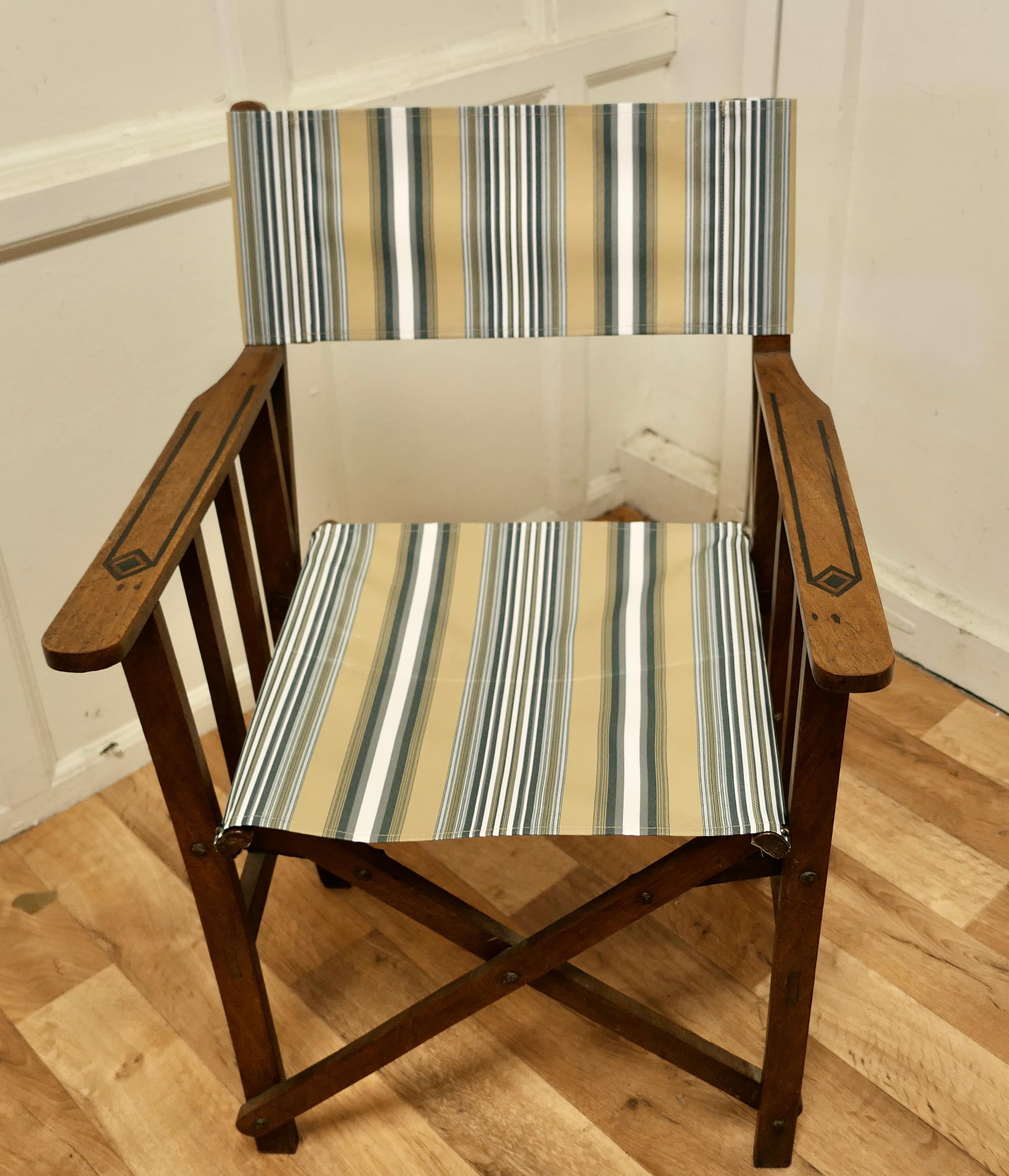 Hêtre Lot de 3 pièces  Chaises de directeur en toile édouardienne, chaises de loft et chaises de jardin en vente
