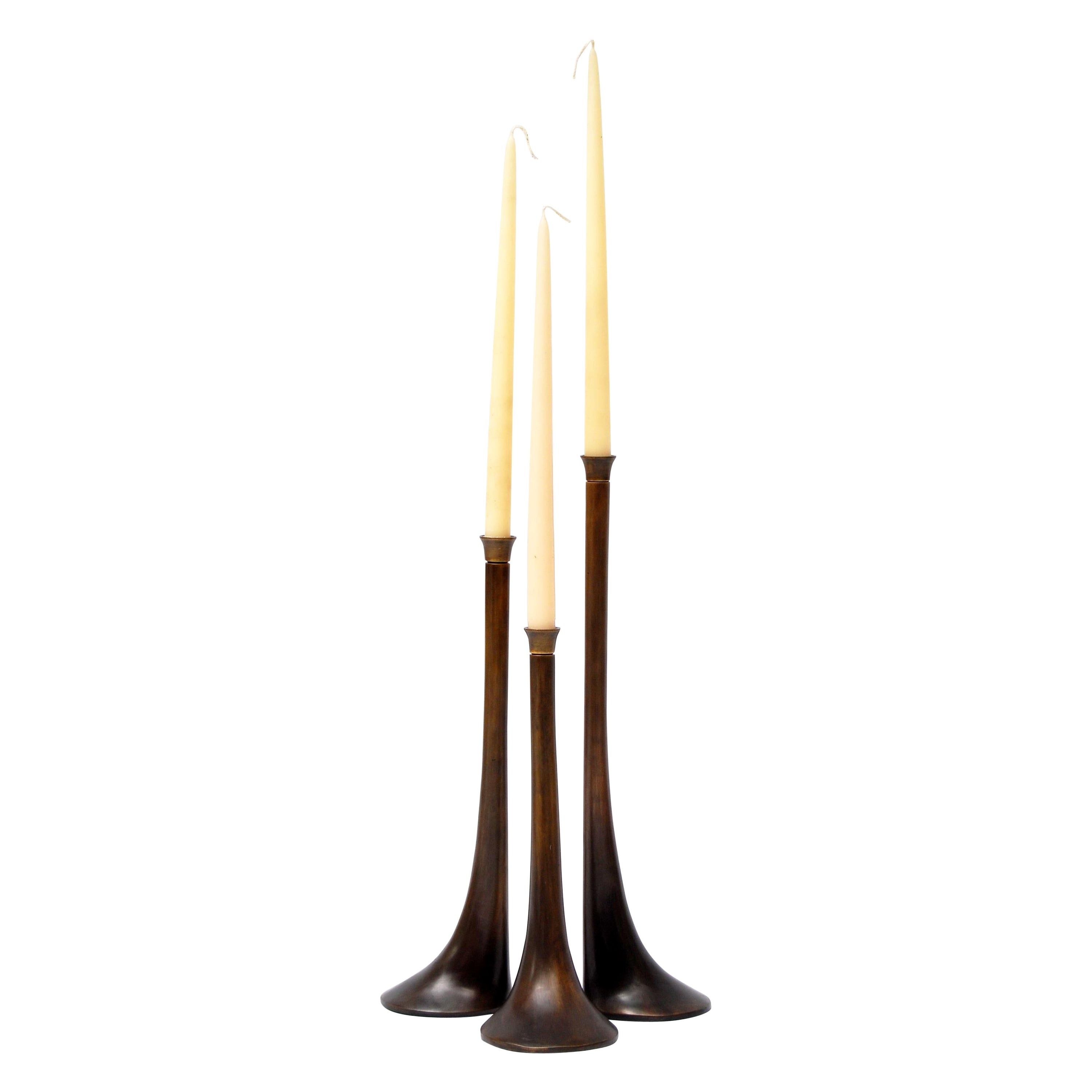 Ensemble de 3 bougeoirs en bronze d'orme d'Elan Atelier (sur commande)