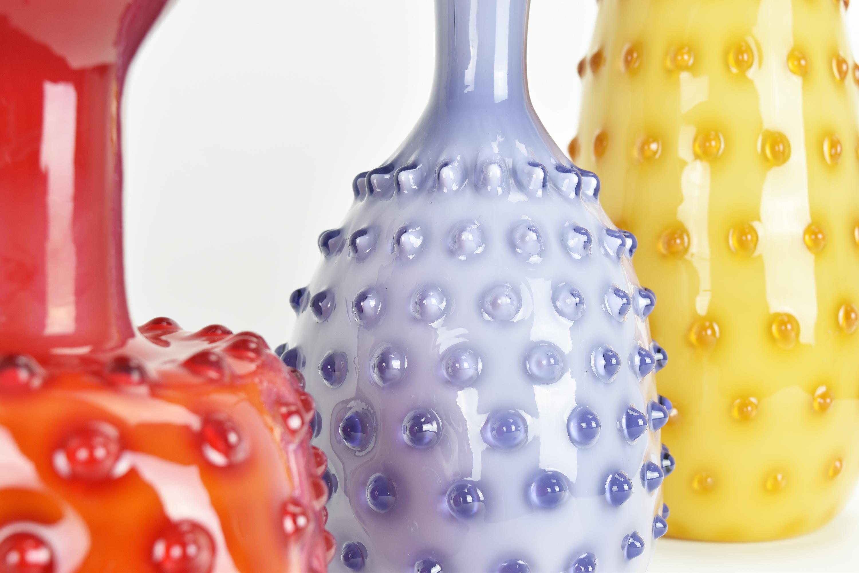 Hand-Crafted Set of 3 Empoli Vases Hobnail Pattern Cased Glass Mid Century For Sale
