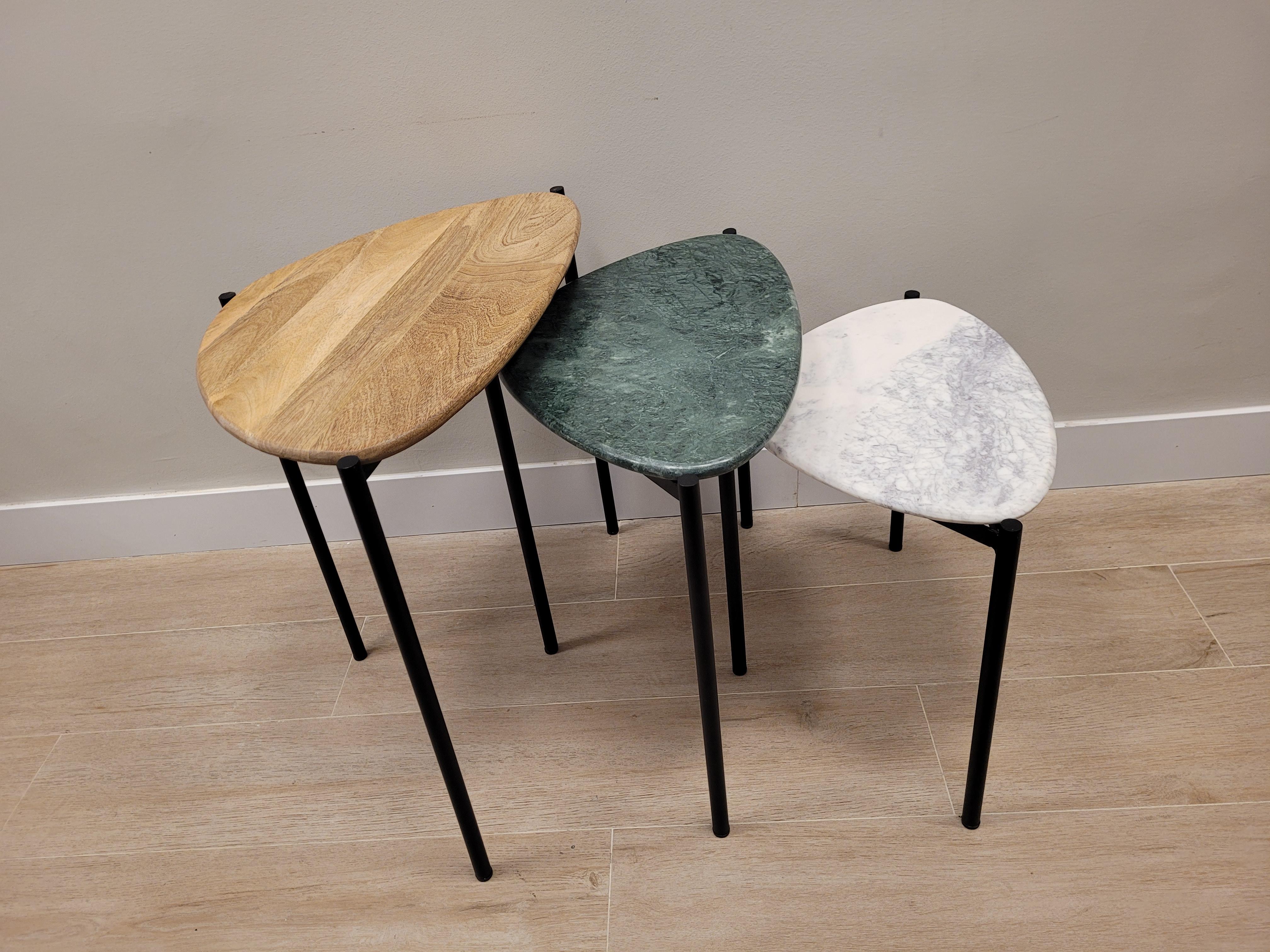 Set of 3 End-Tables Green, White Marble and Wood 21st Century, Side Table In Distressed Condition In Valladolid, ES