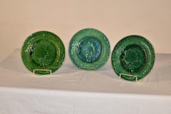 Set of 3 English Green Majolica Leaf Plates