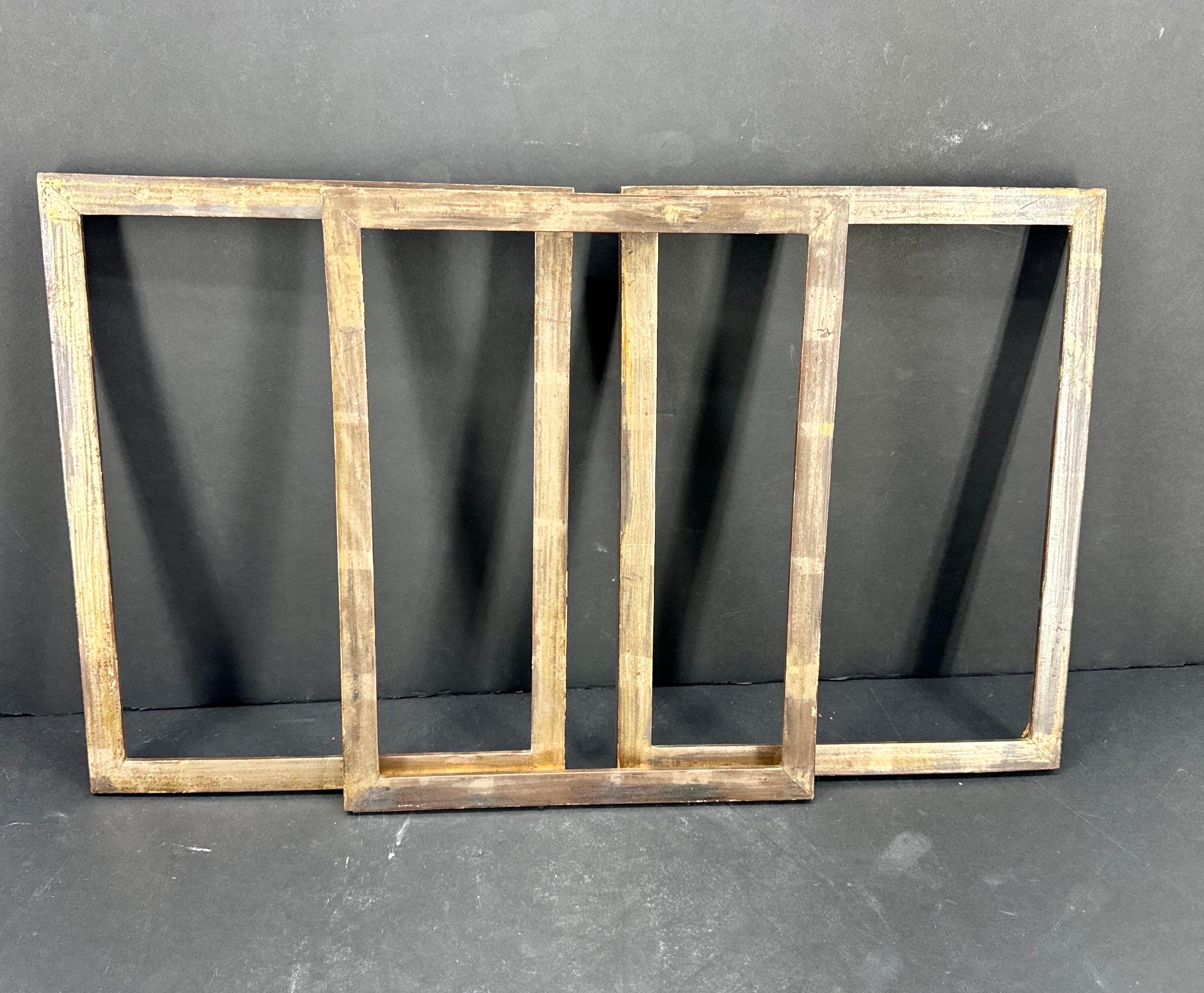 Lote de 3 marcos de arte europeos de madera en pan de plata en venta 12