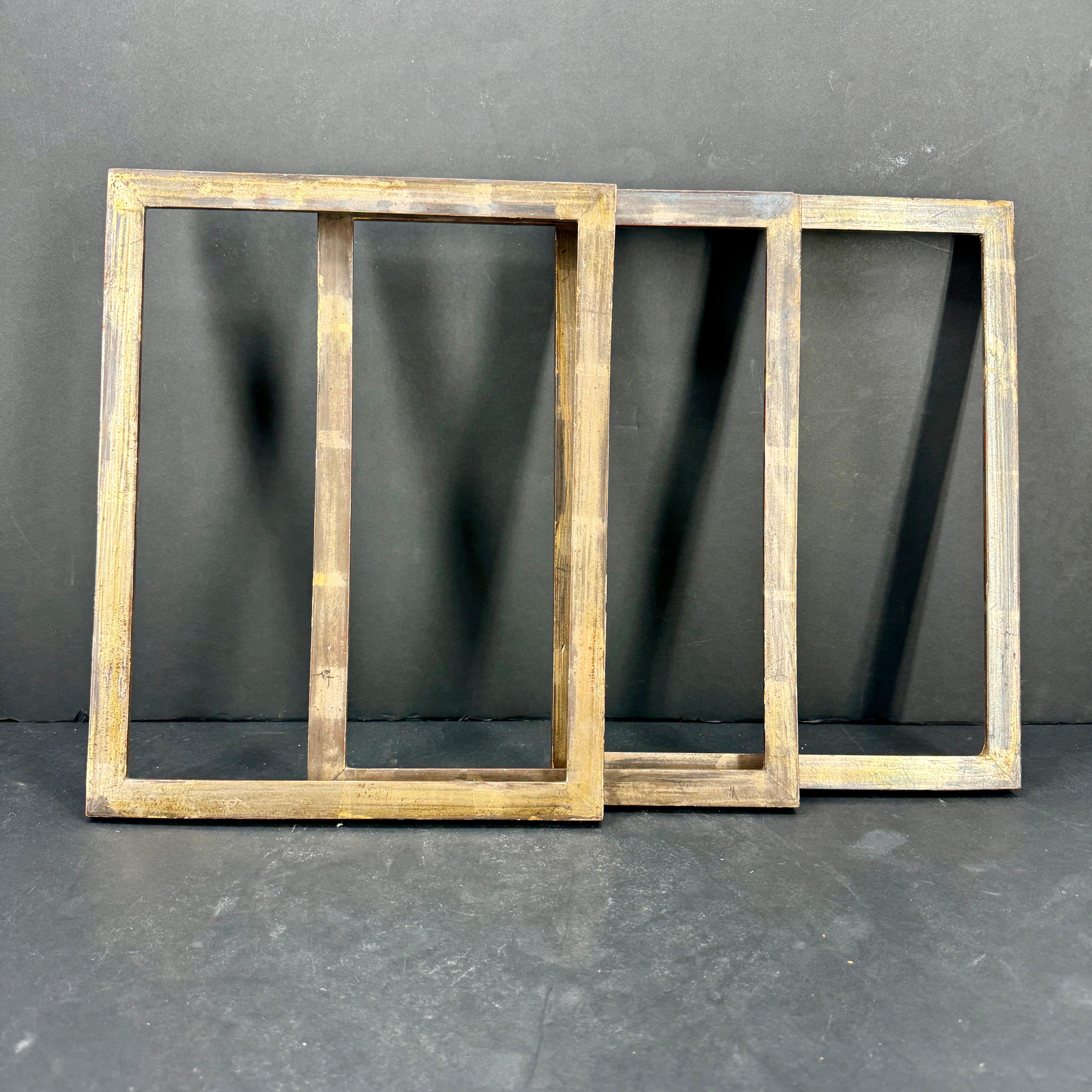 Lote de 3 marcos de arte europeos de madera en pan de plata Hecho a mano en venta