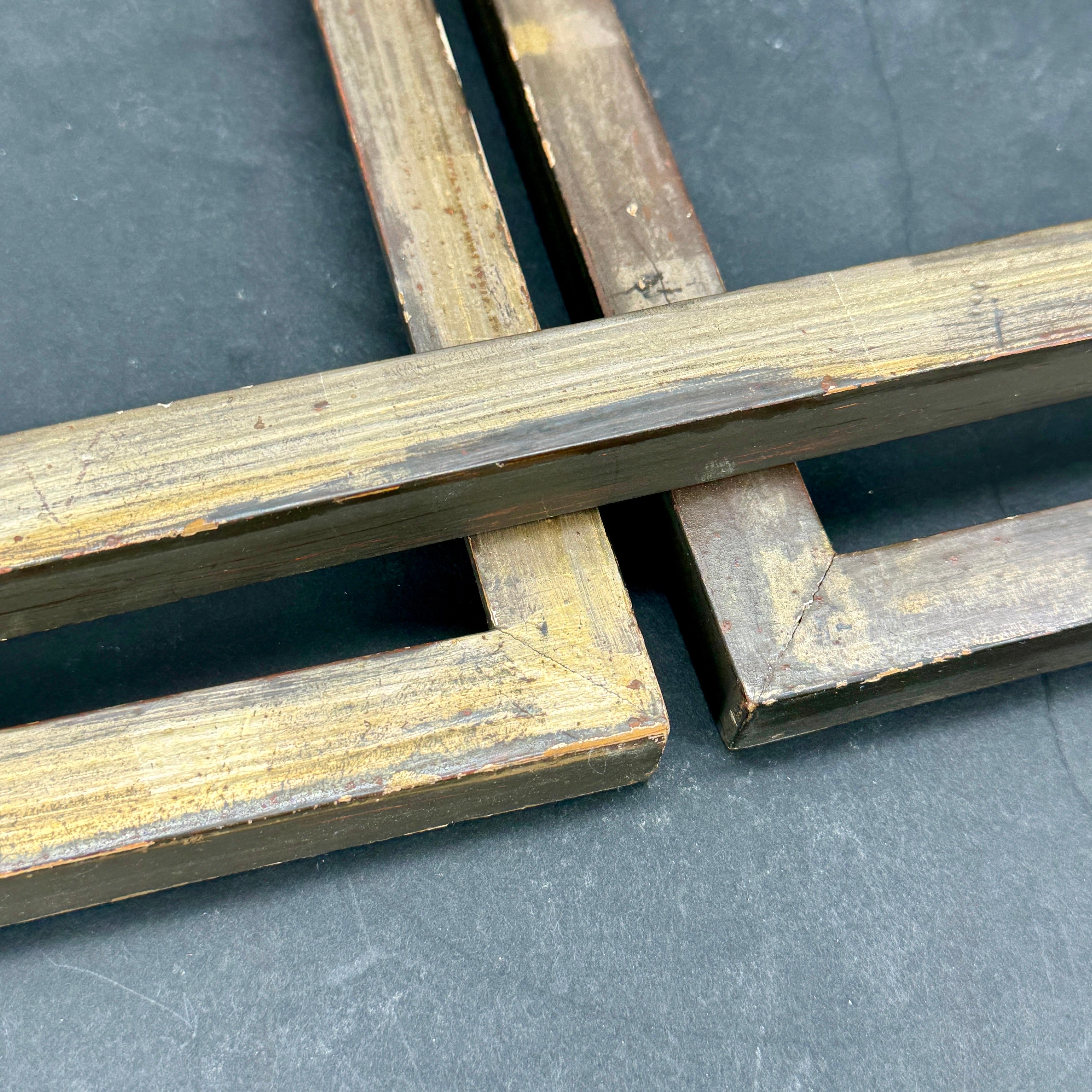 Lote de 3 marcos de arte europeos de madera en pan de plata en venta 2