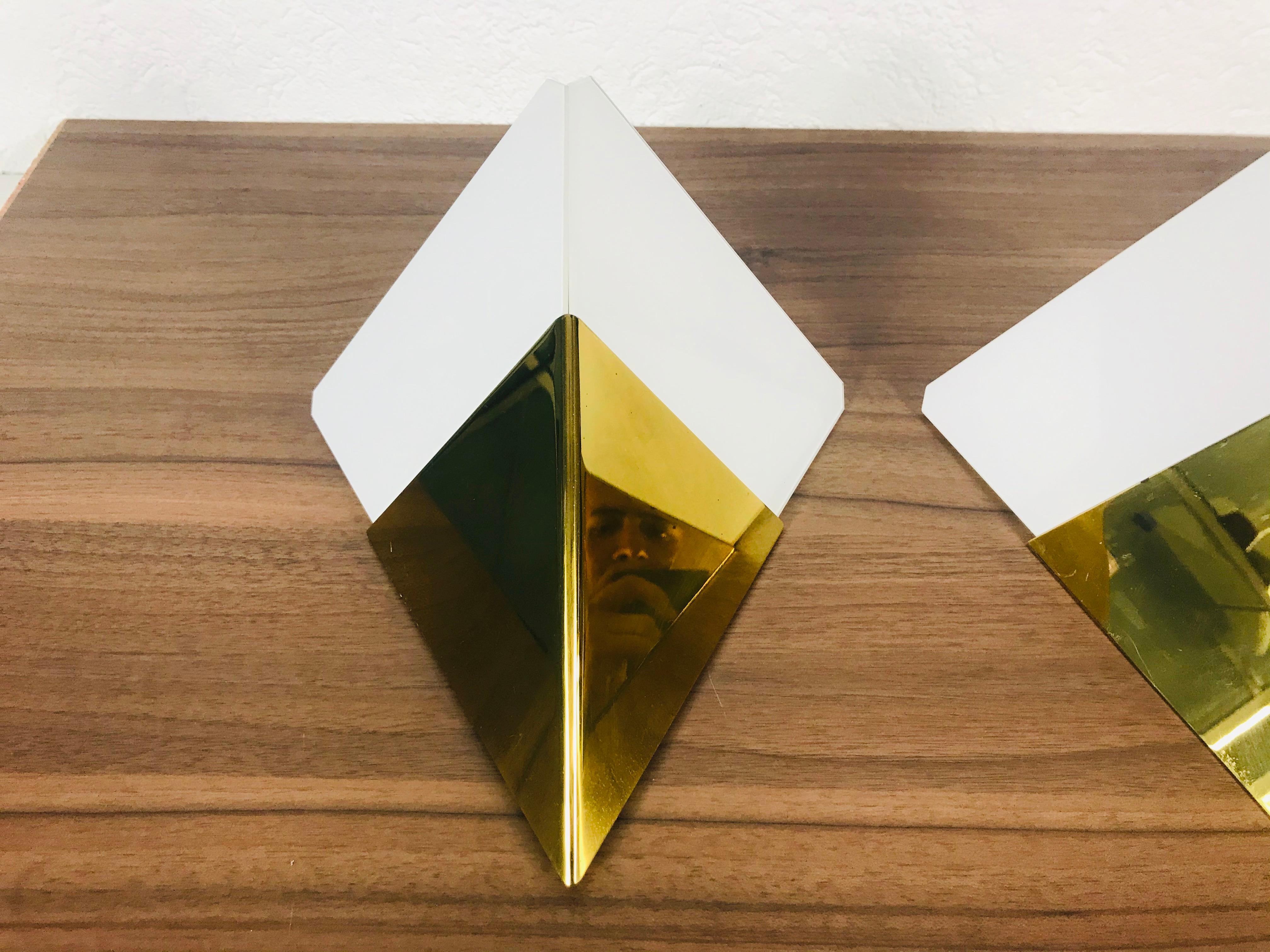 German Set of 3 Extraordinary Triangle Ice Glass Sconces by Kalmar, Austria, 1960s