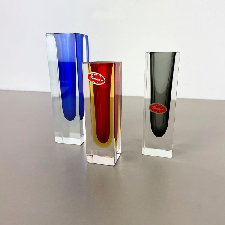 Mid-Century Modern Set of 3 Faceted Murano Glass Sommerso Vases Attri. Flavio Poli, Italy, 1970s For Sale