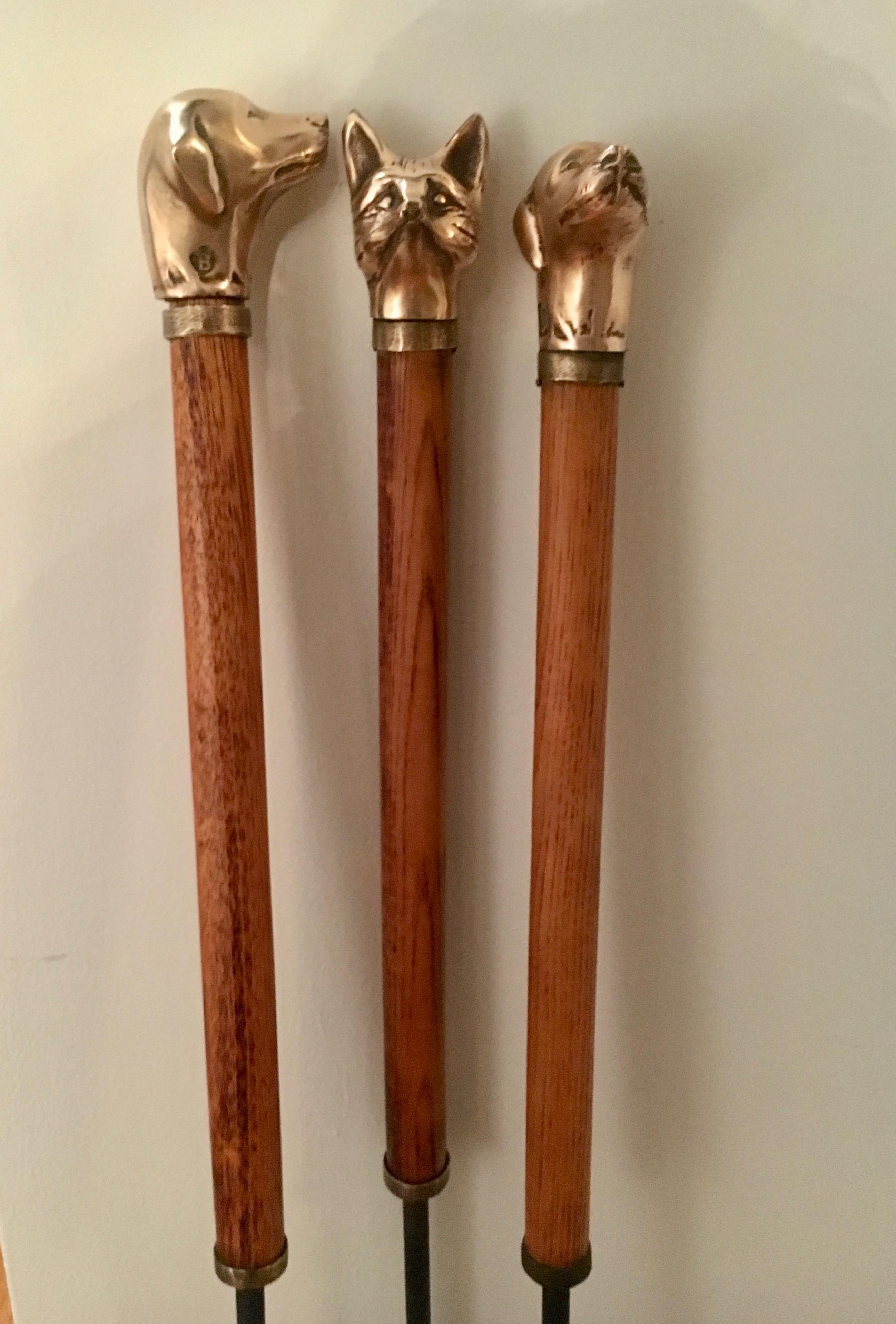 Set of 3 Fireplace Tools with Bronze Dog and Fox Carved Heads In Good Condition In Los Angeles, CA