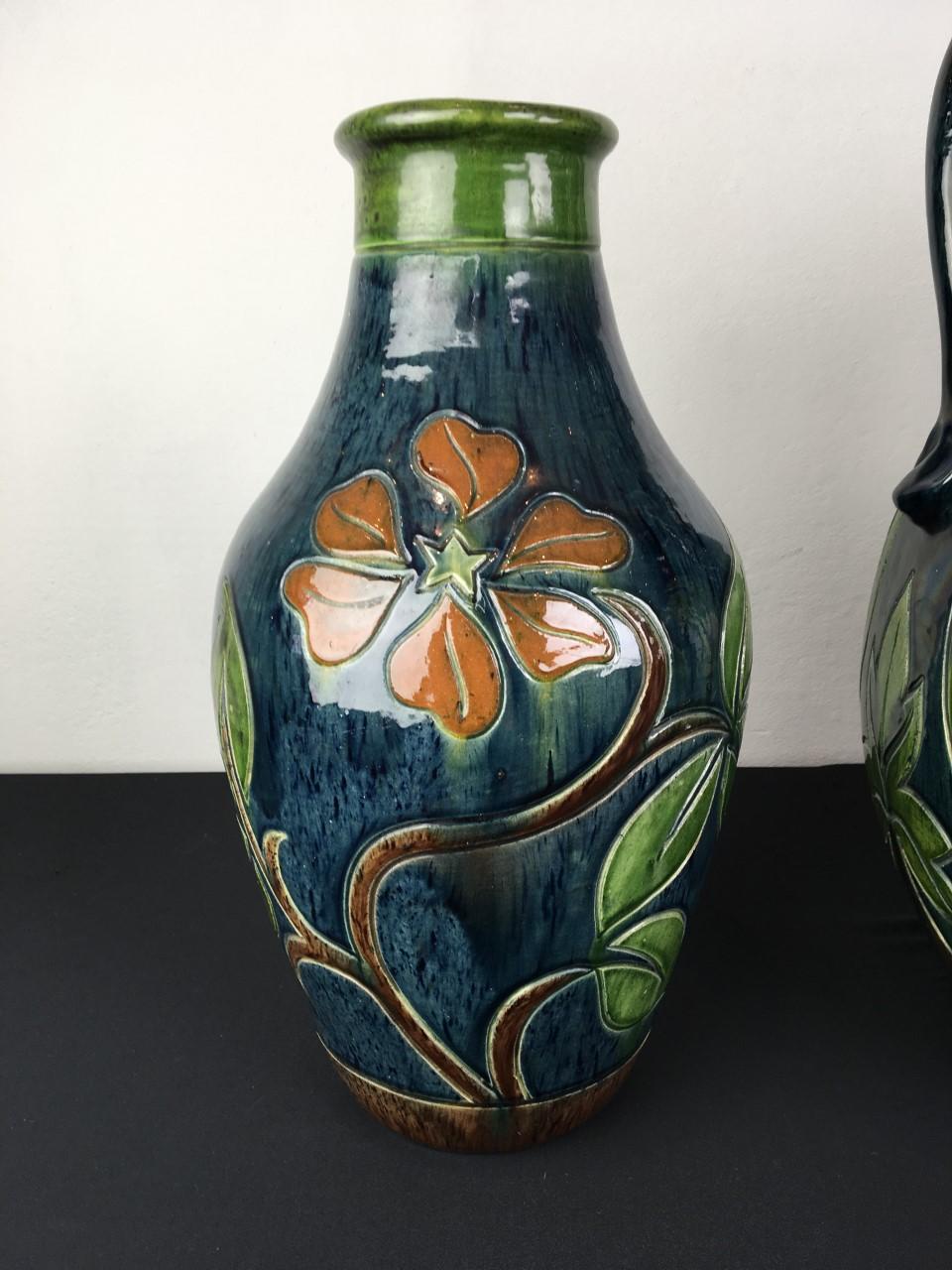 Belge Ensemble de 3 vases en poterie flamande, années 1930, Belgique en vente