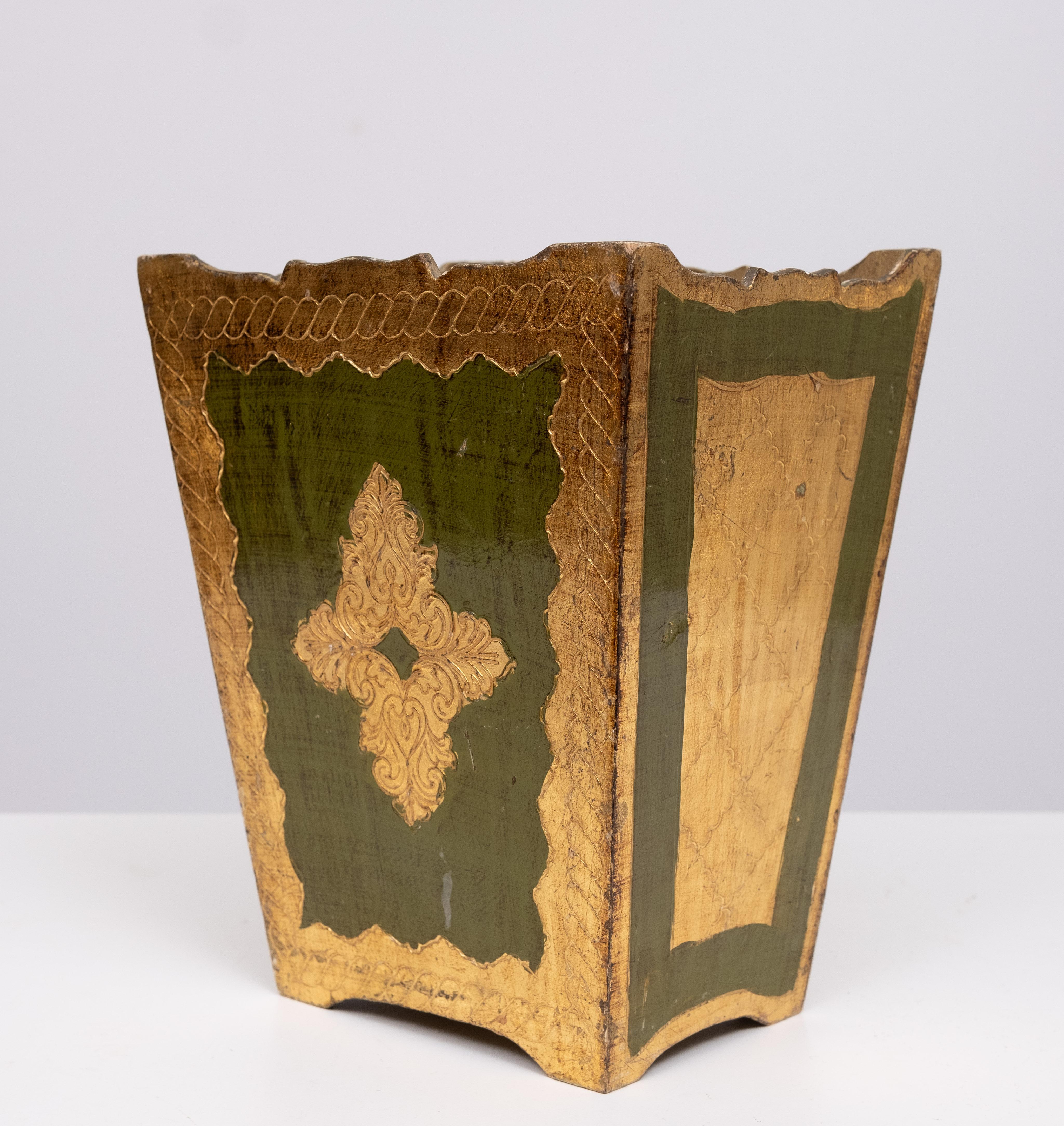 Set of Three pieces  Florentine wear .Newspaper rack  Letter holder and 
Paper basket . Fruit wood  Green and Gold . 1960s Italy .  good condition .The measurements  are for the Newspaper rack . 