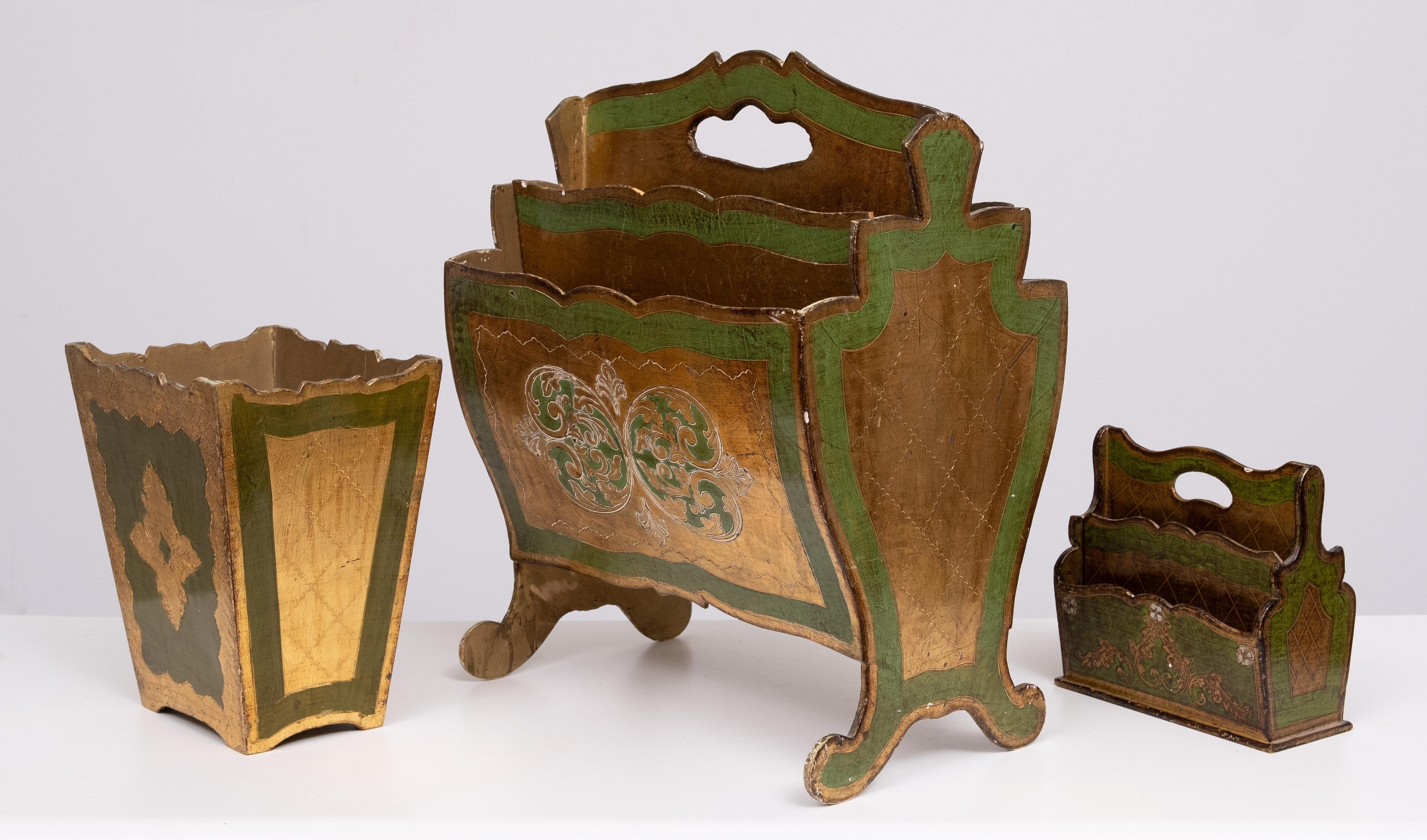 Mid-Century Modern set of 3 Florentine Newspaper rack letter holder Paper basket 1960s Italy For Sale