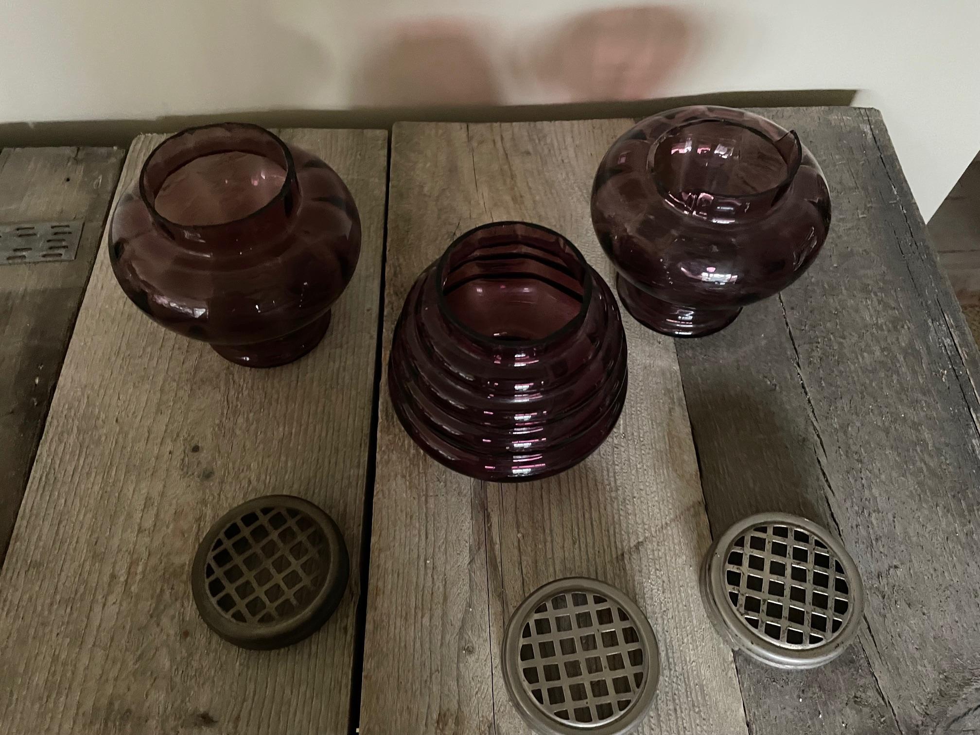 Set von 3 Blumenpflanzgefäßen aus der Glashütte Doyen im Zustand „Relativ gut“ im Angebot in Nivelles, BE