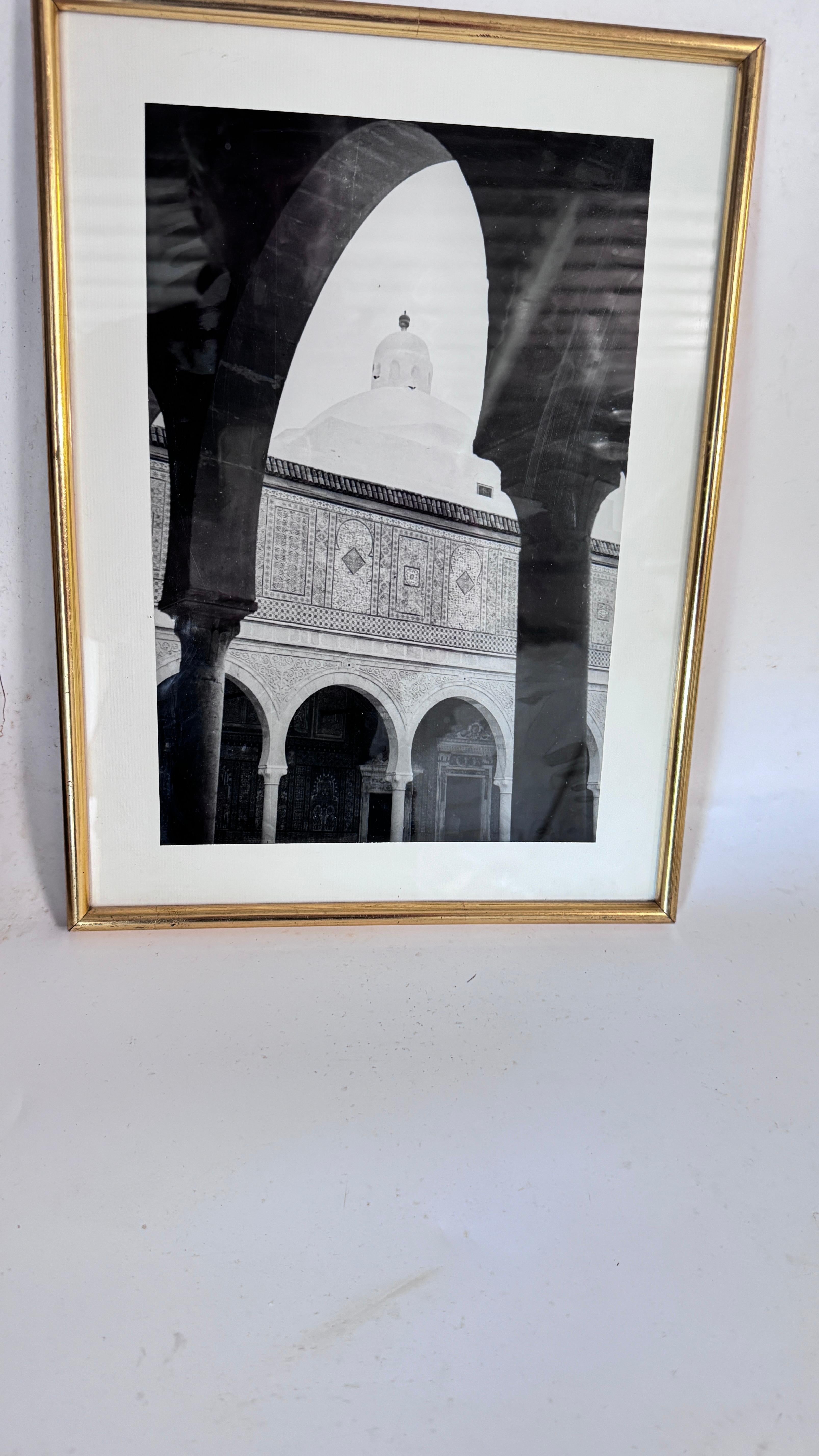 Set of 3 Framed Black and White Photographs 1950s Monuments Gold Frames en venta 9
