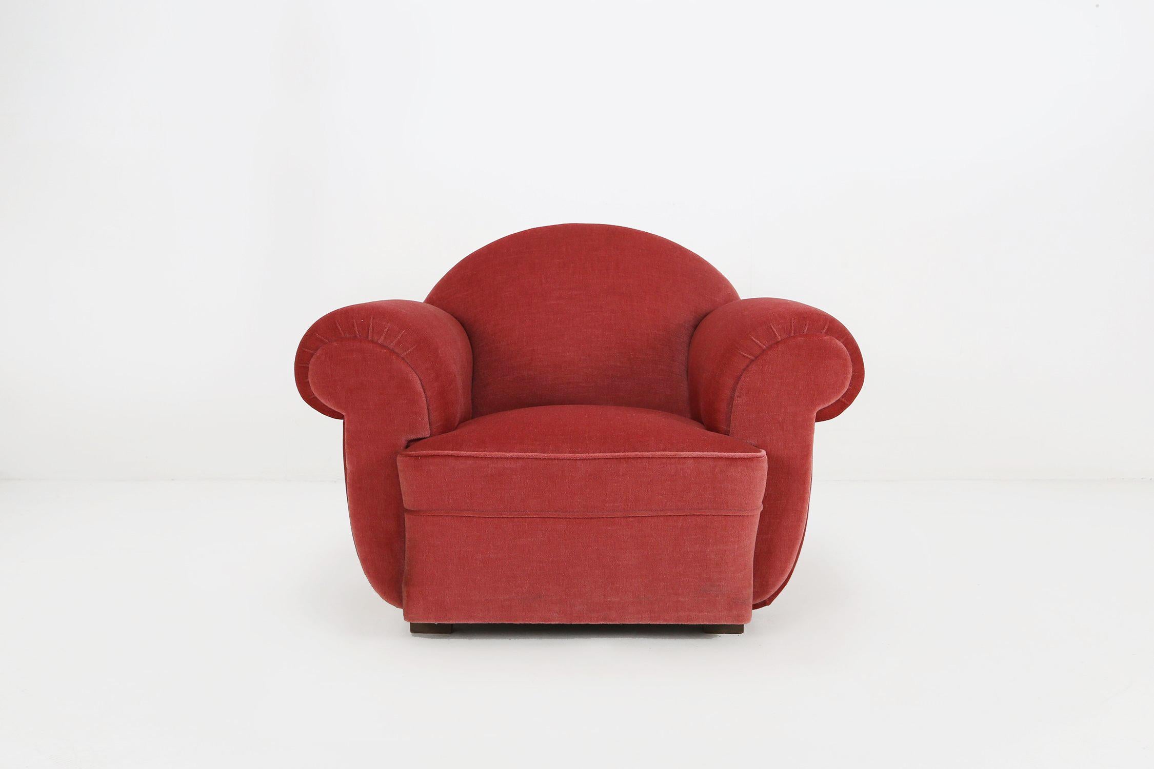 Ensemble de 3 fauteuils Art Déco français tapissés de velours rouge, années 1930 en vente 9