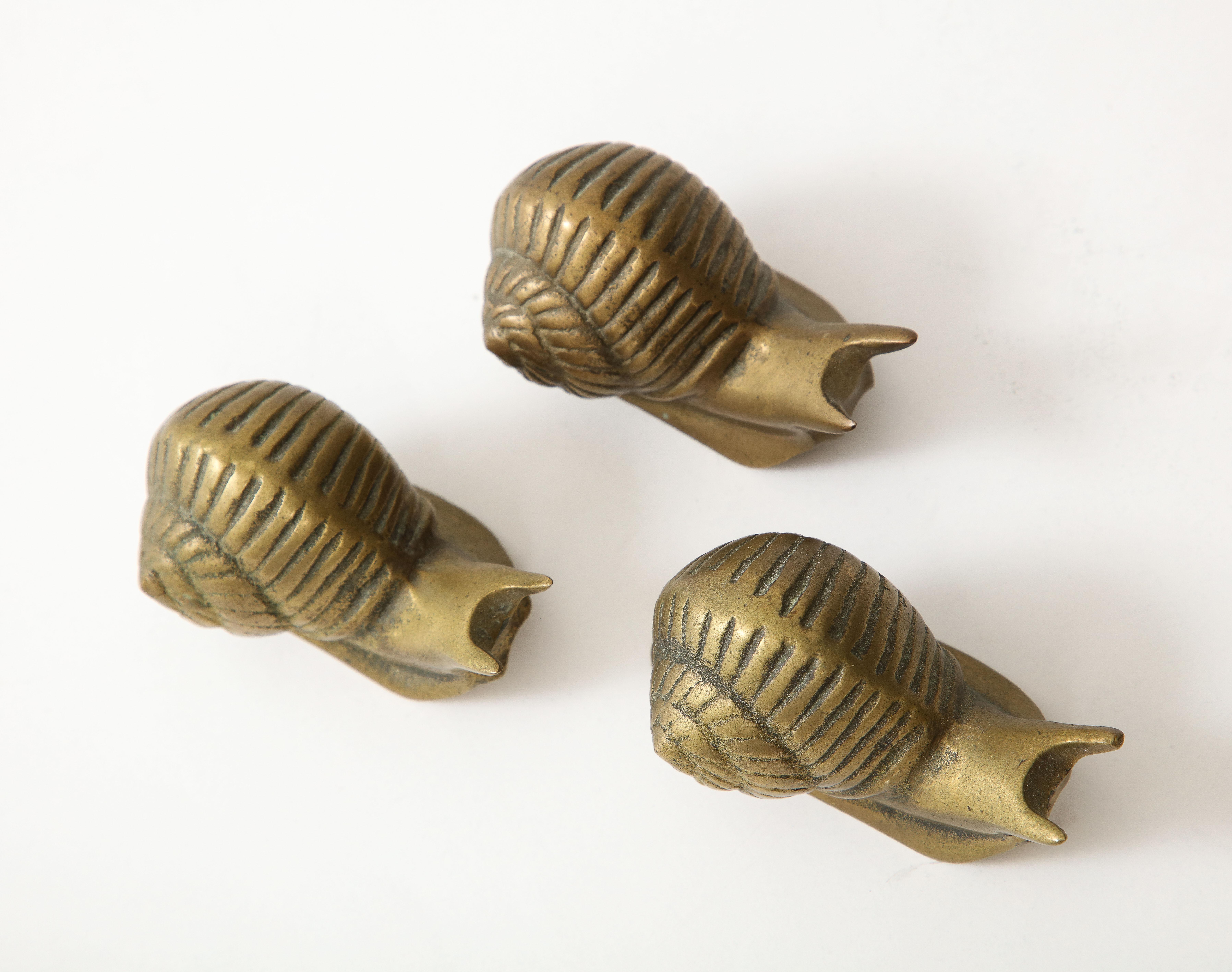 20ième siècle Ensemble de 3 escargots en bronze français en vente