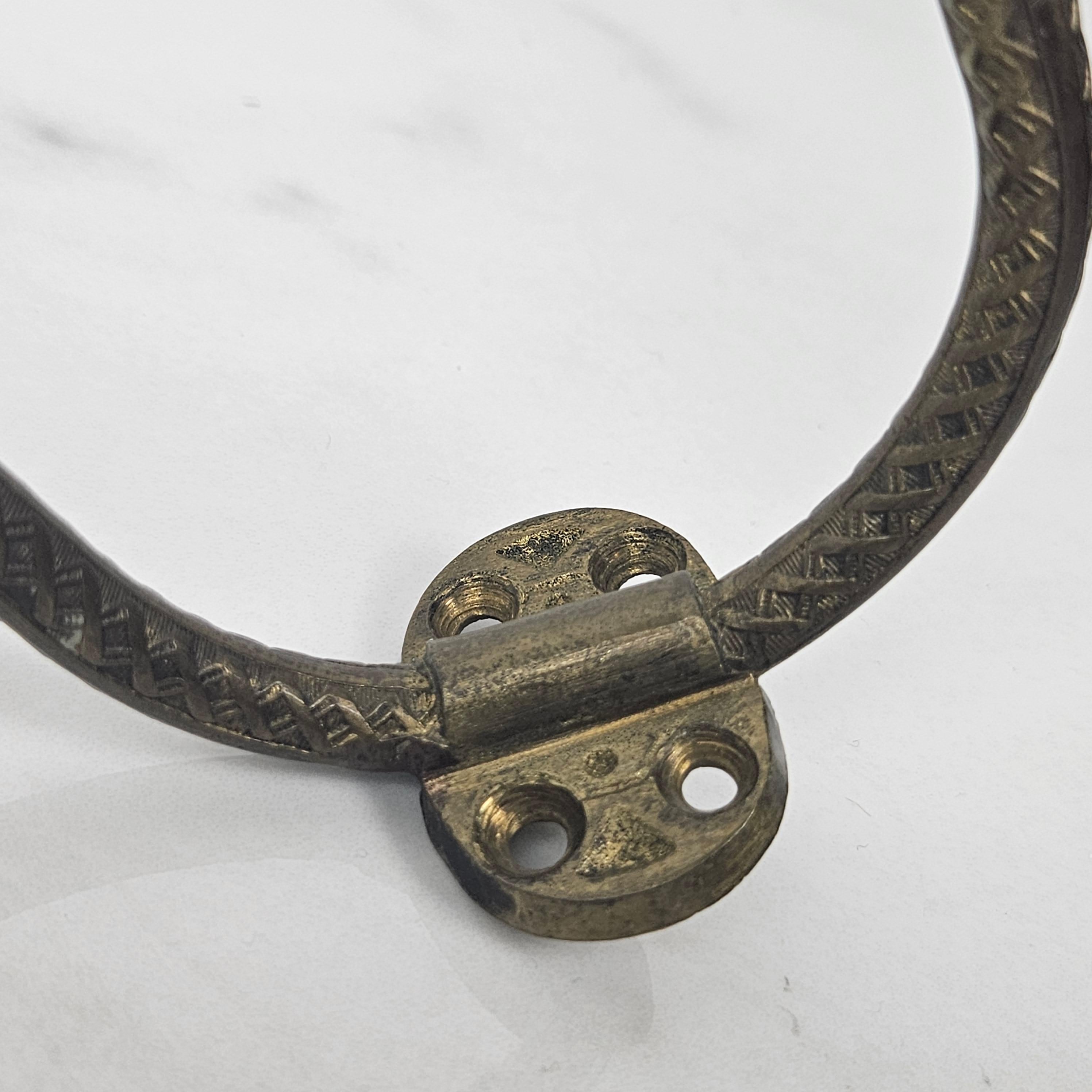 Ottone Set di 3 appendiabiti francesi in ottone e porcellana, anni '30 in vendita
