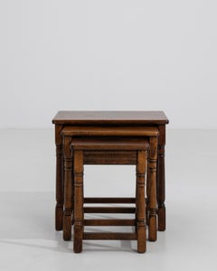 Juego de 3 mesas nido de roble francés, circa 1970