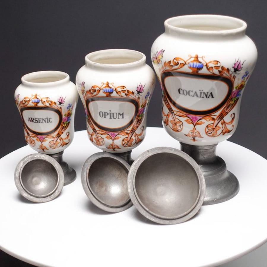 Set of 3 French Pewter and Porcelain Apothecary Jars In Good Condition For Sale In Victoria, BC