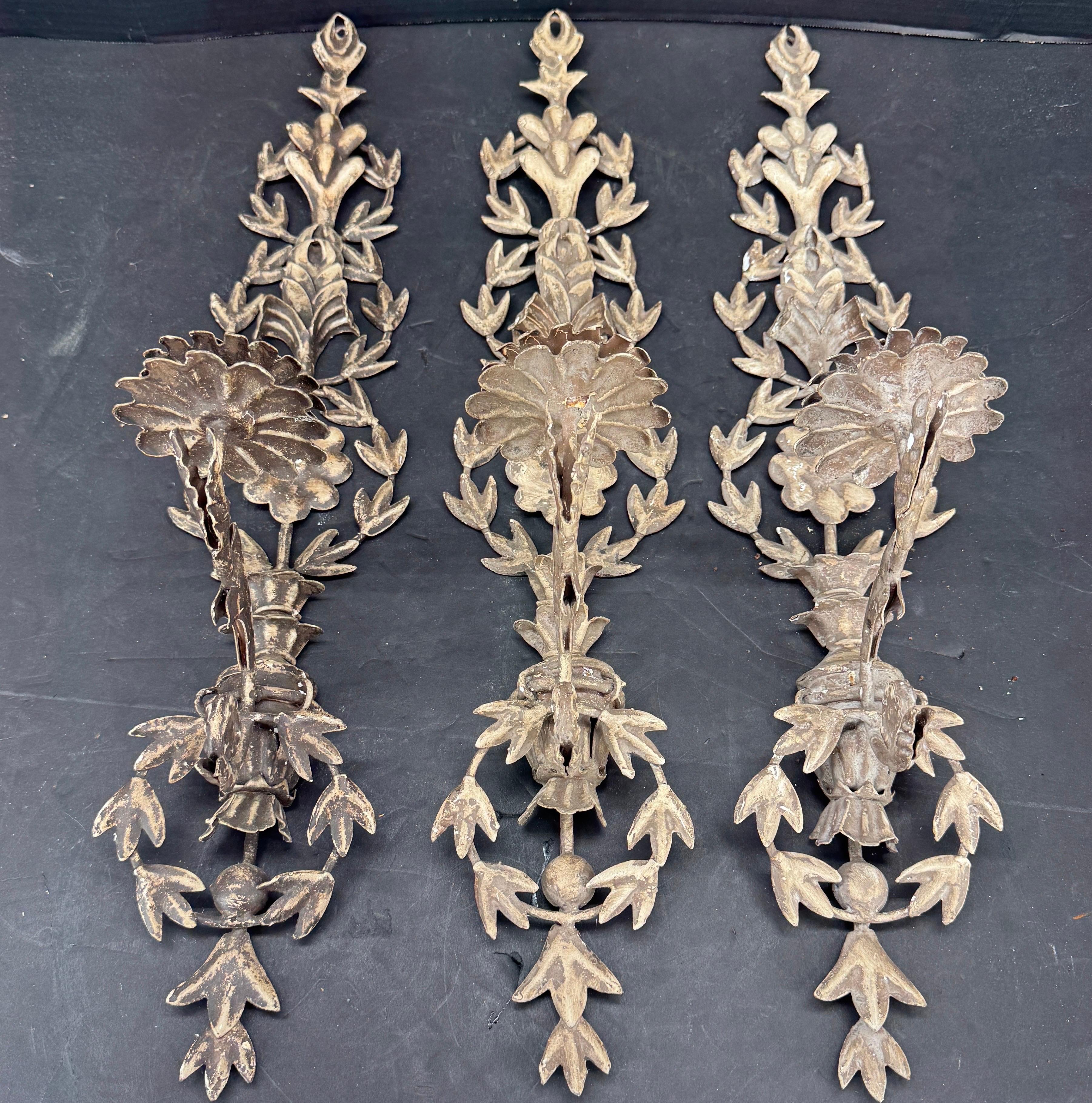 20th Century Set of 3 French Provincial Wall Candle Sconces Lights For Sale