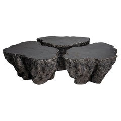 Set di 3 tavolini da caffè in ceramica grigio scuro di Niclas Wolf, dalla forma unica di Naural.